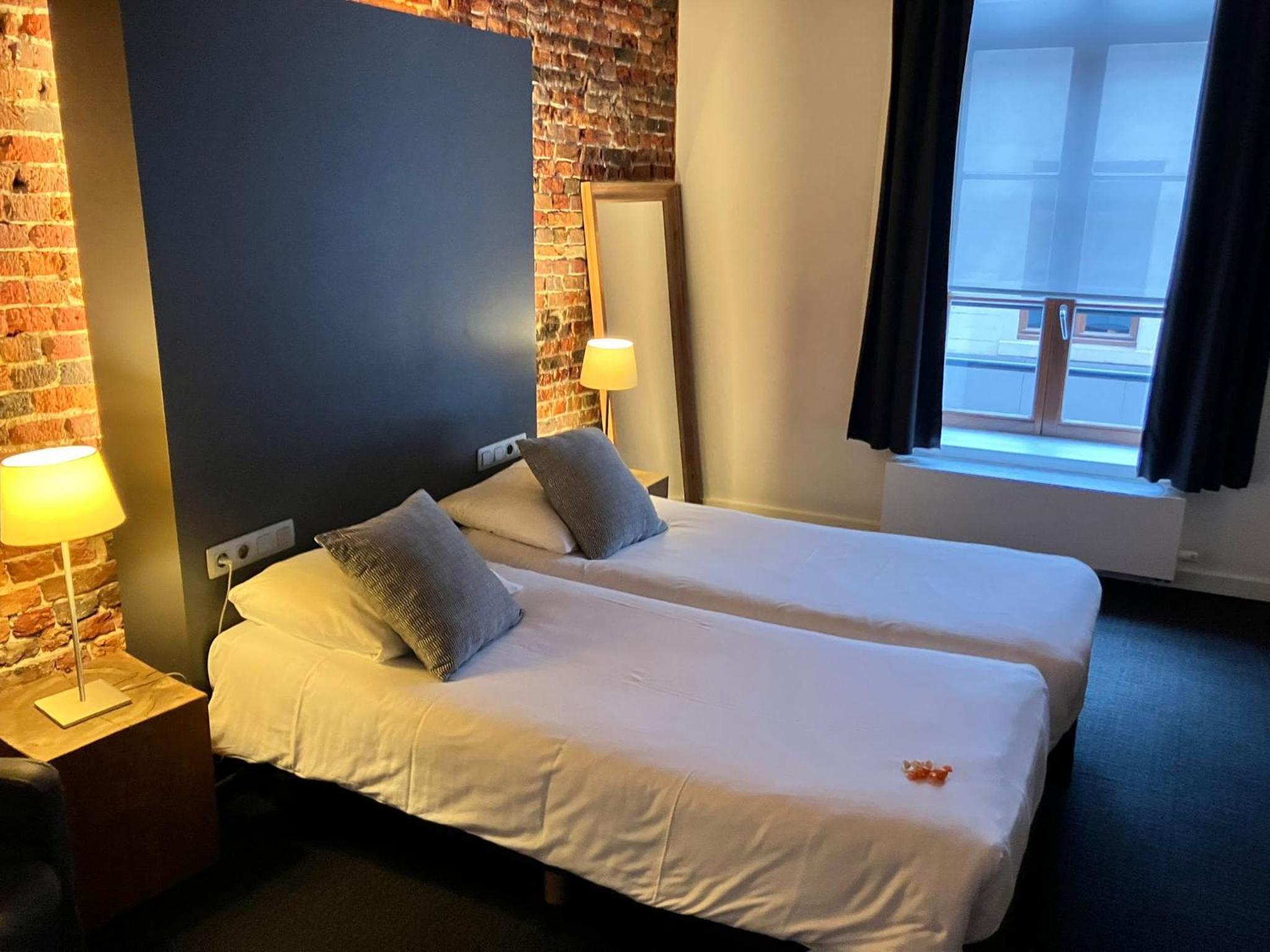 Authentic Double Room photo 2