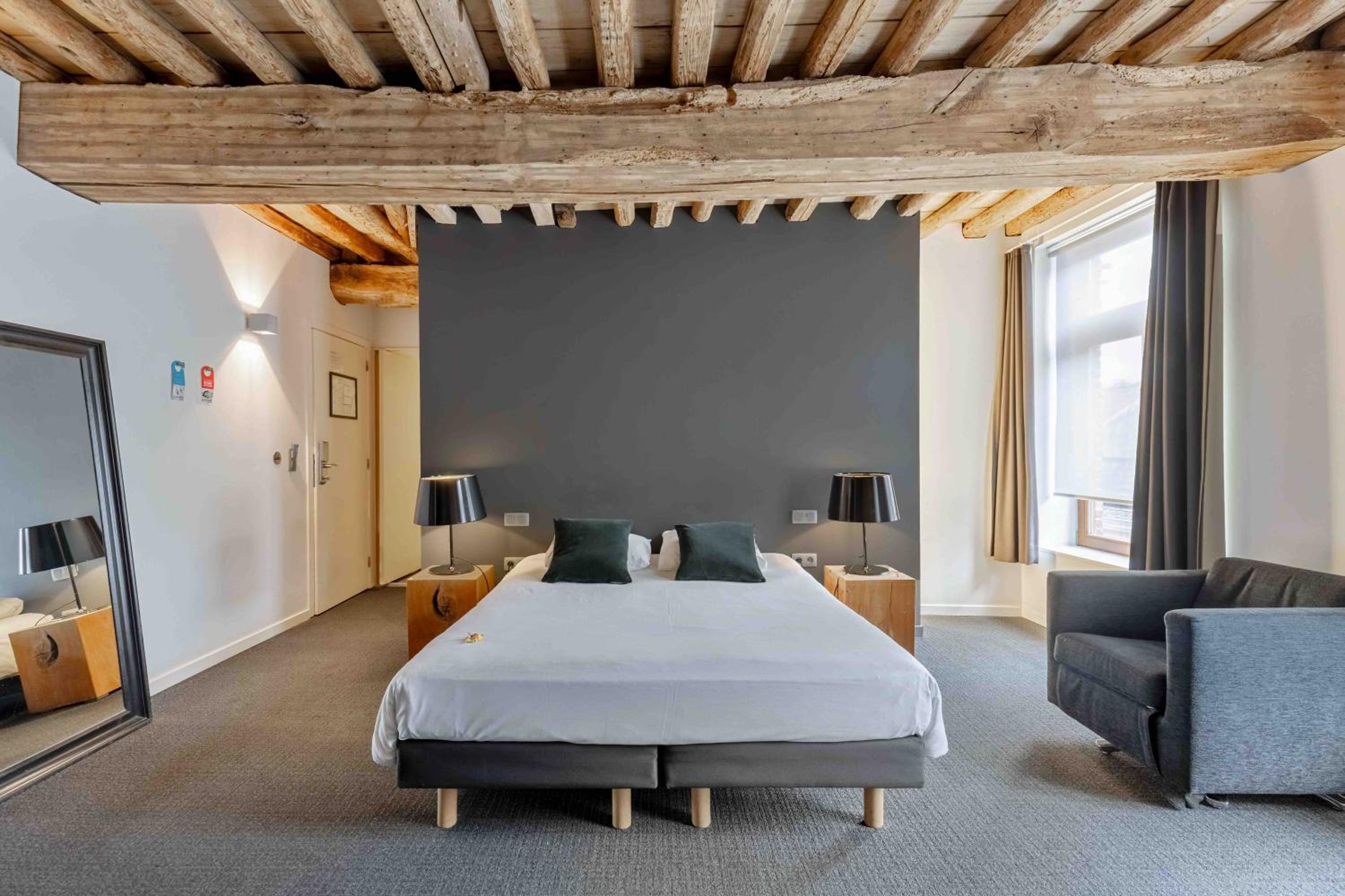 Authentic Premium Double Room photo 3