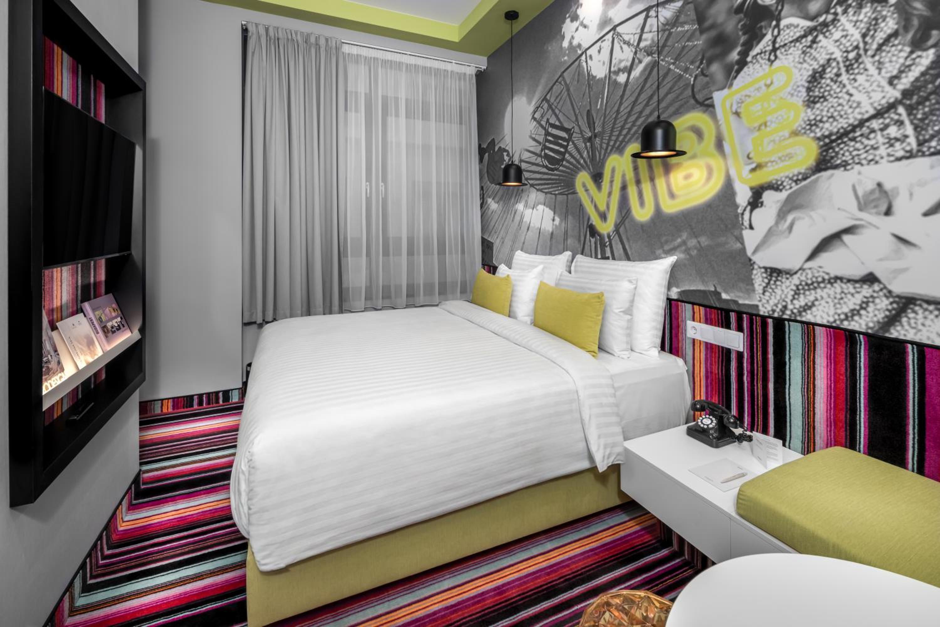 Groove Room