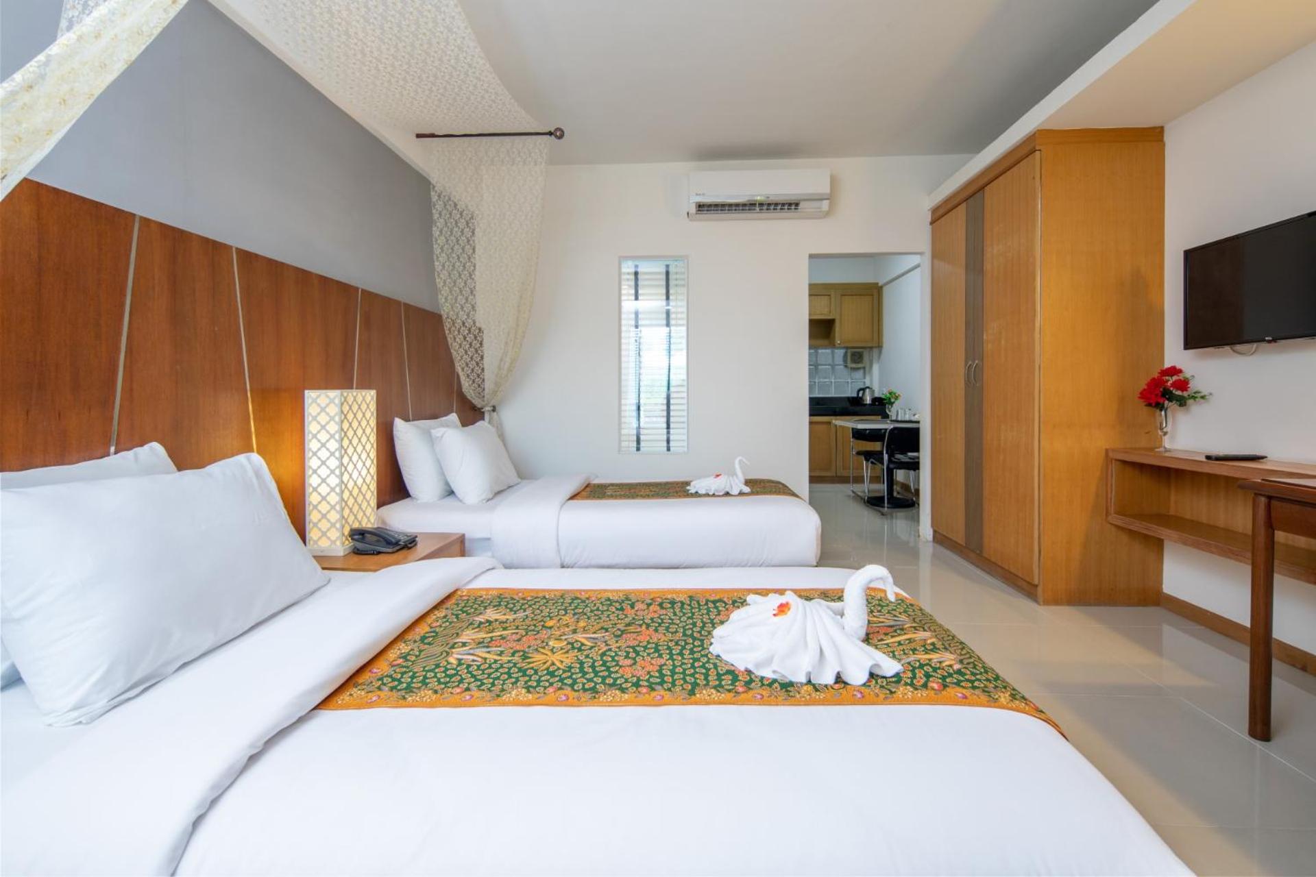 Deluxe Twin Room photo 3