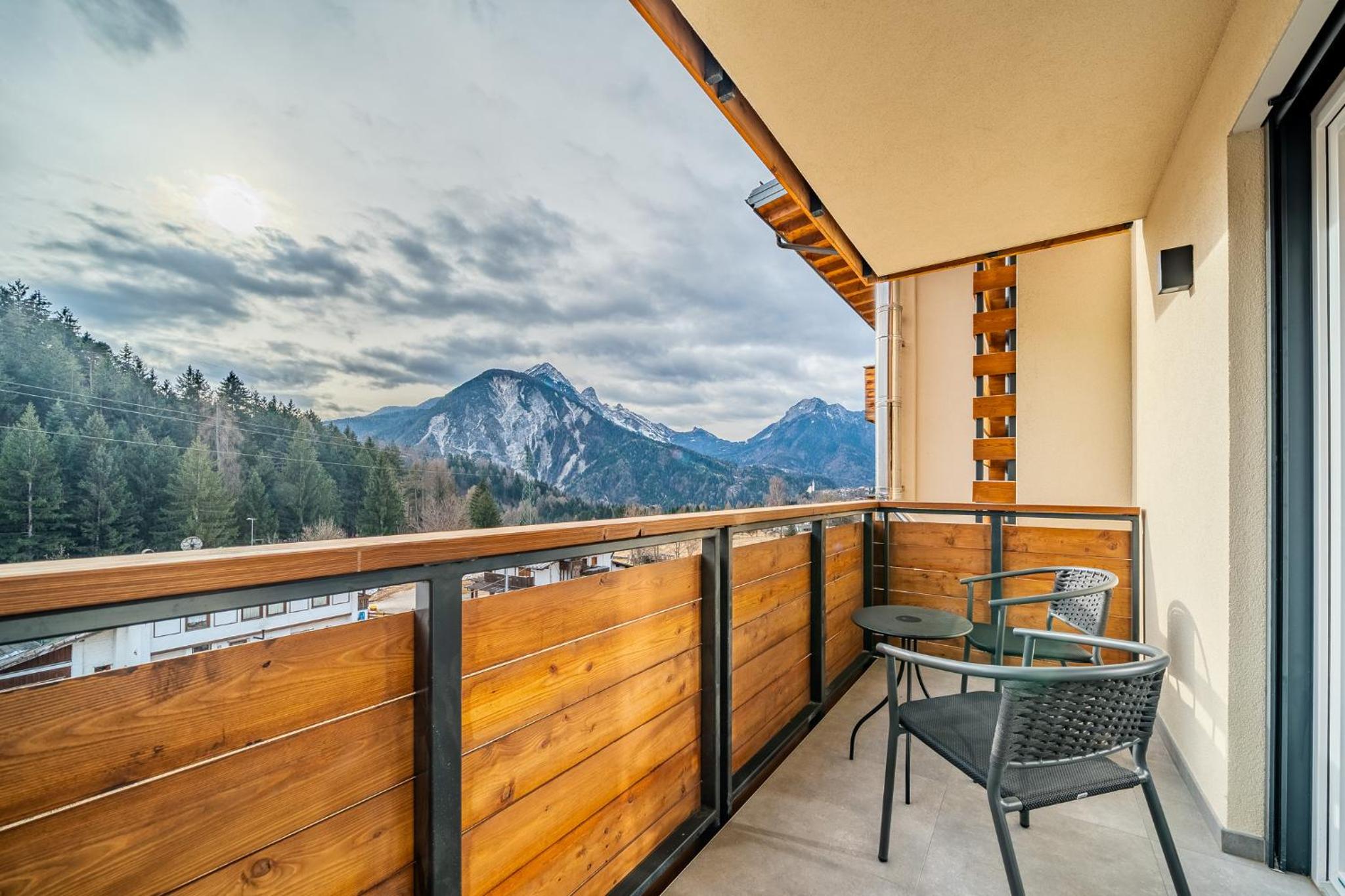 Deluxe Double Room with Balcony photo 1