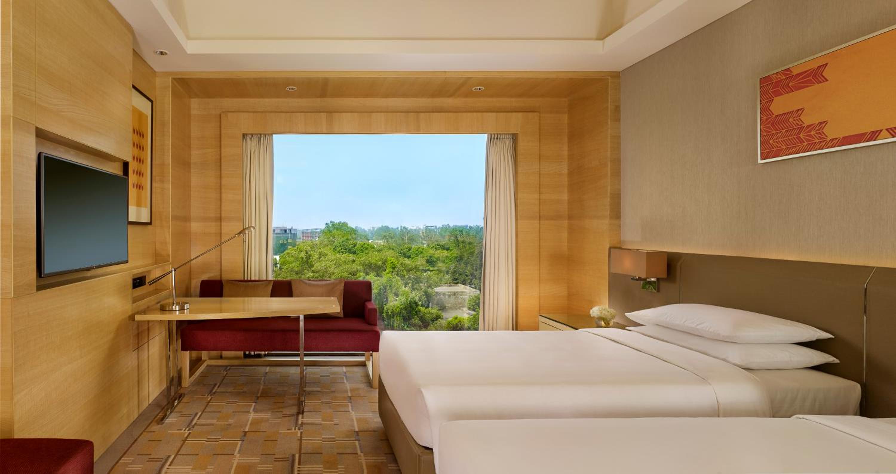 Twin Room with Bathtub & 15% Disc on F&B  photo 3