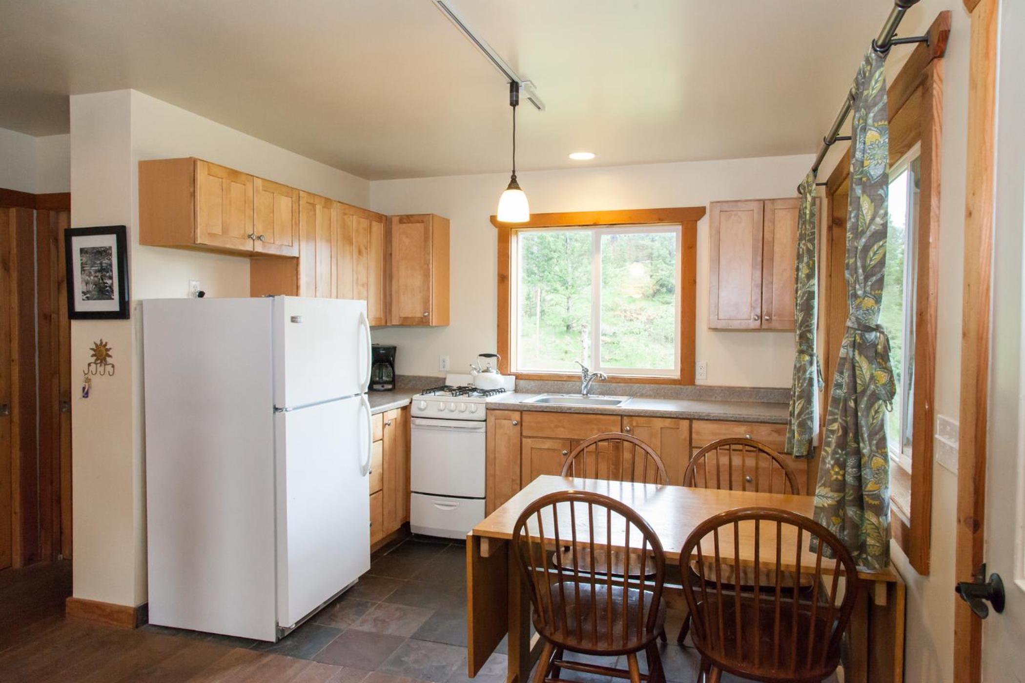 Cabin (6 Adults) photo 3