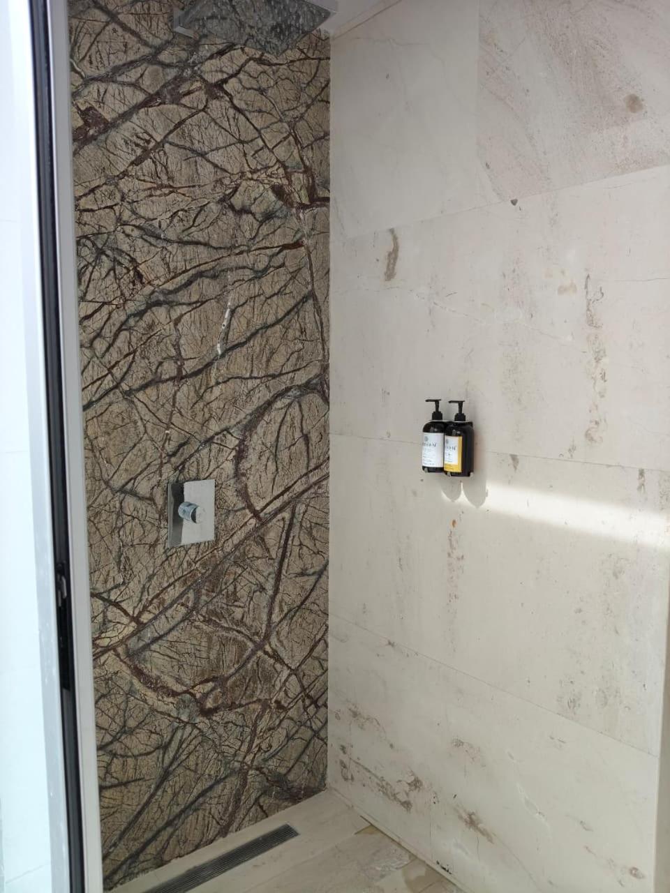 Junior Suite with Garden View photo 1