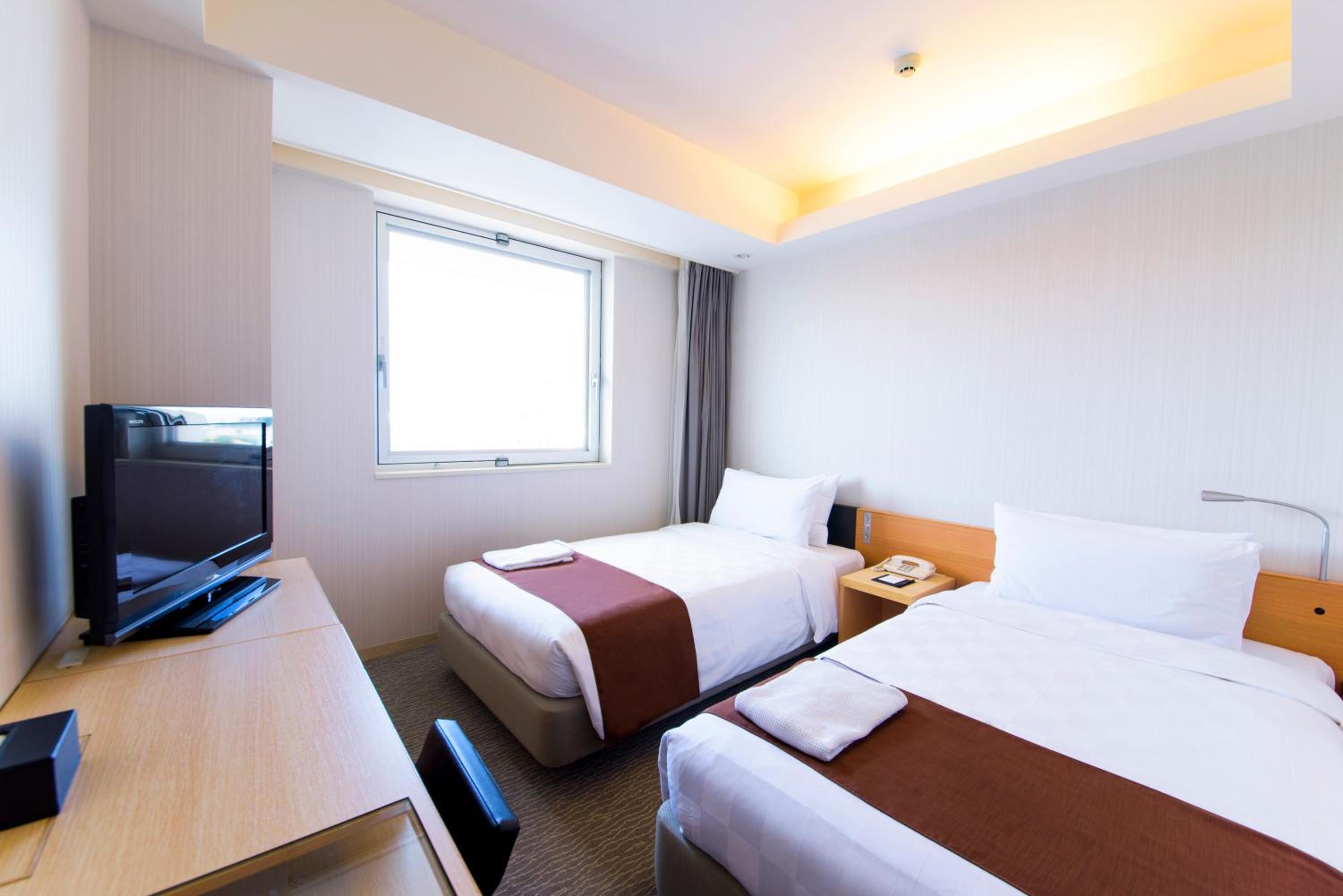 Standard Twin Room - Non-Smoking - Photo 1