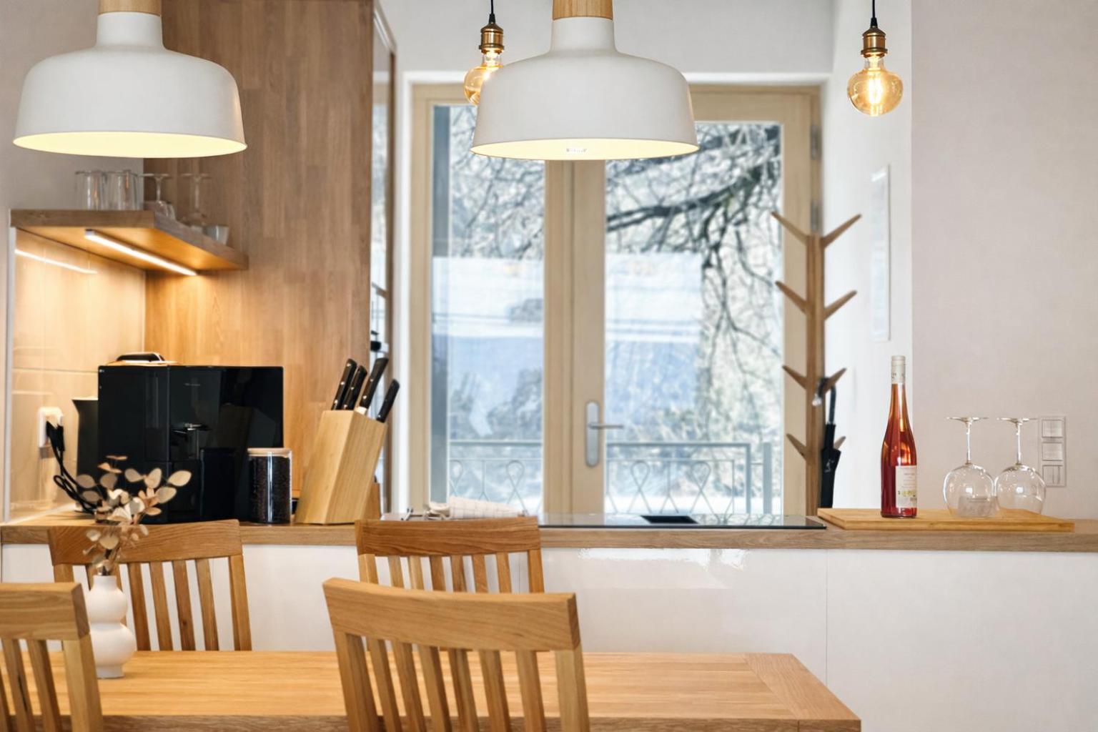 One-Bedroom Deluxe Apartment