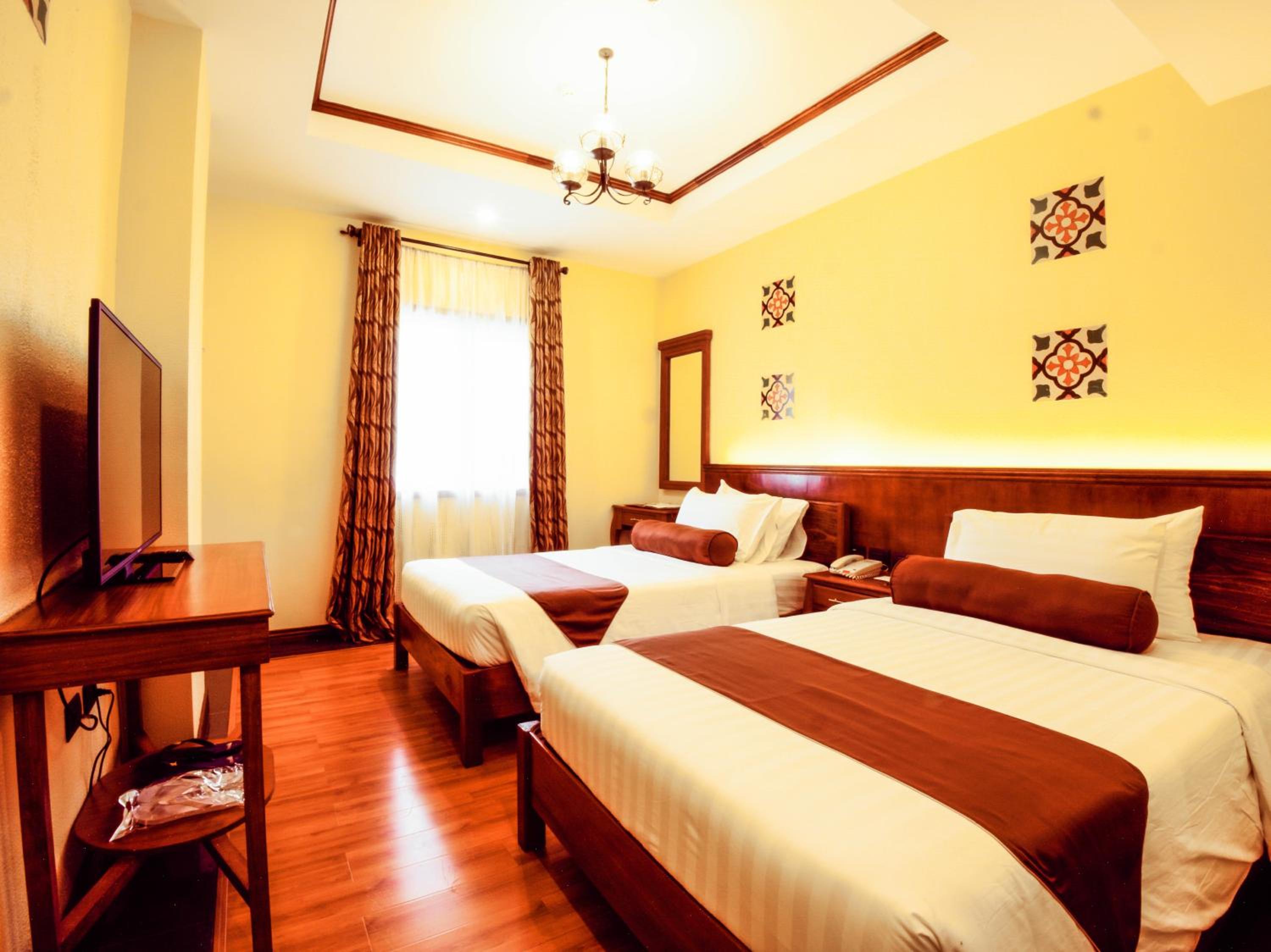 Standard Twin Room - Photo 2
