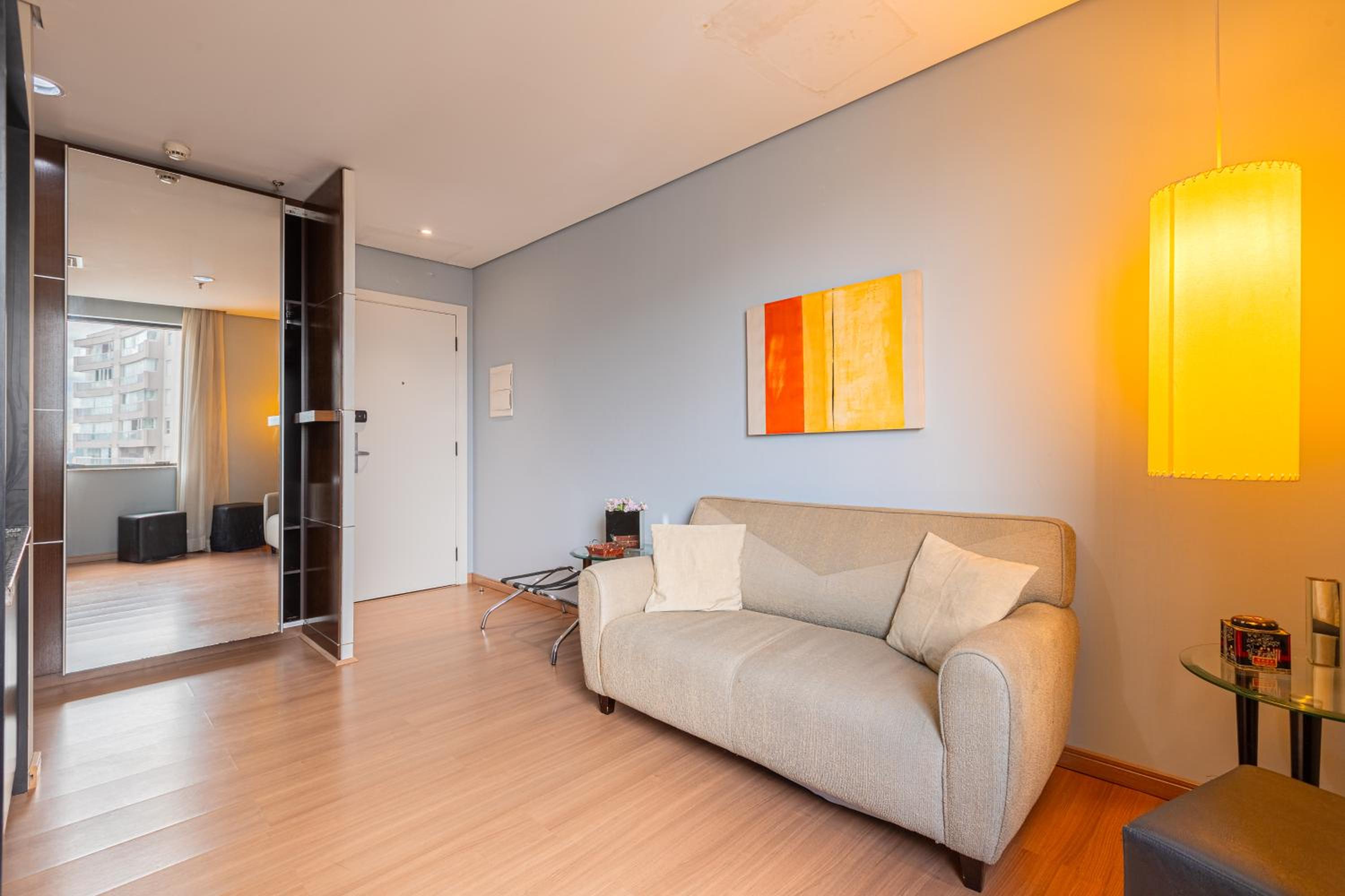Apartment photo 1