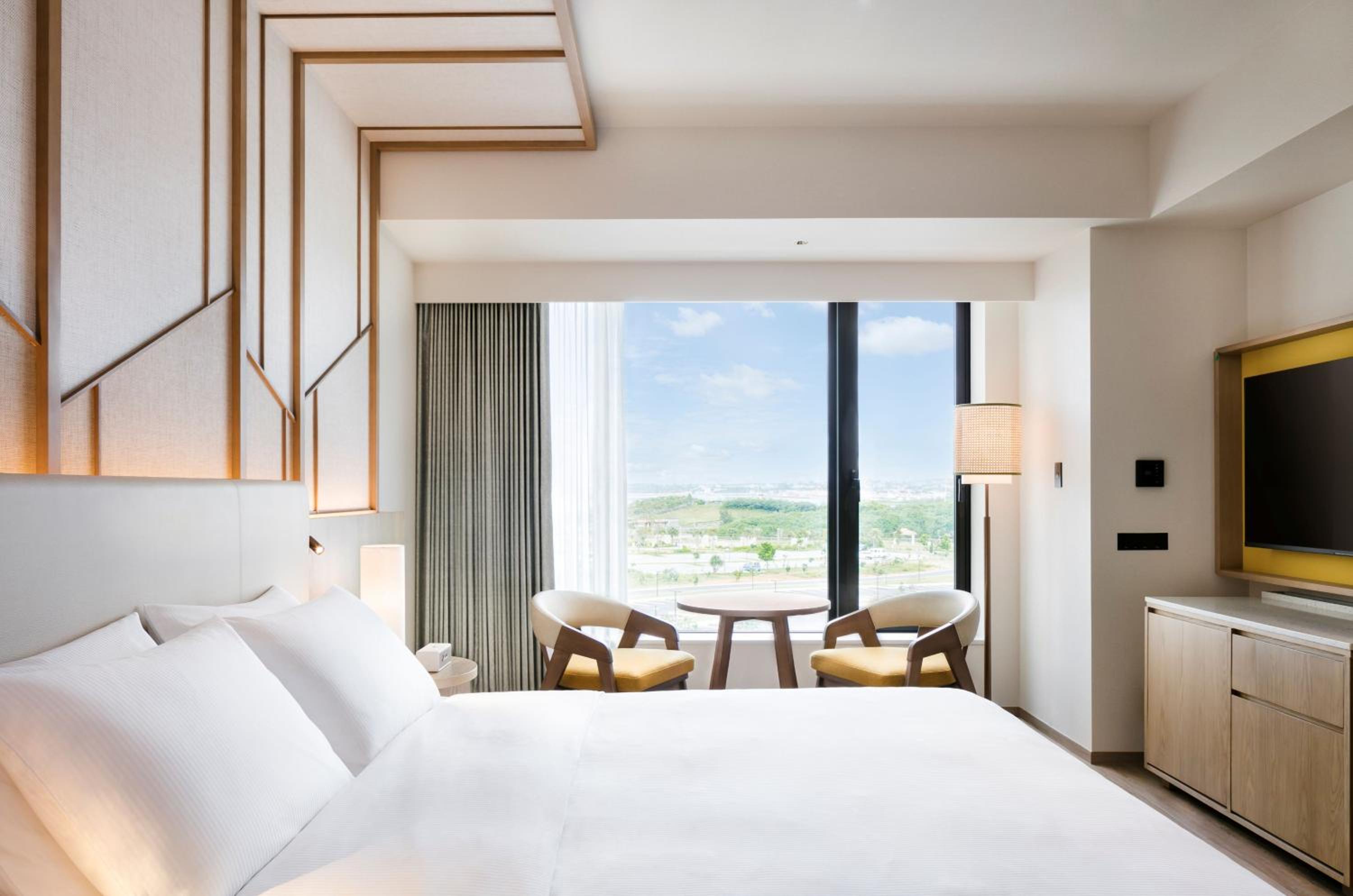 King Room with City View