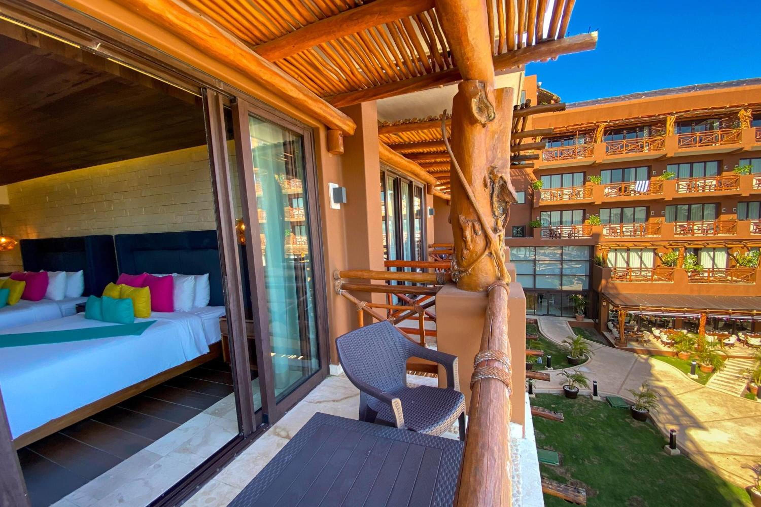 Junior Double Suite With Balcony - Non-smoking