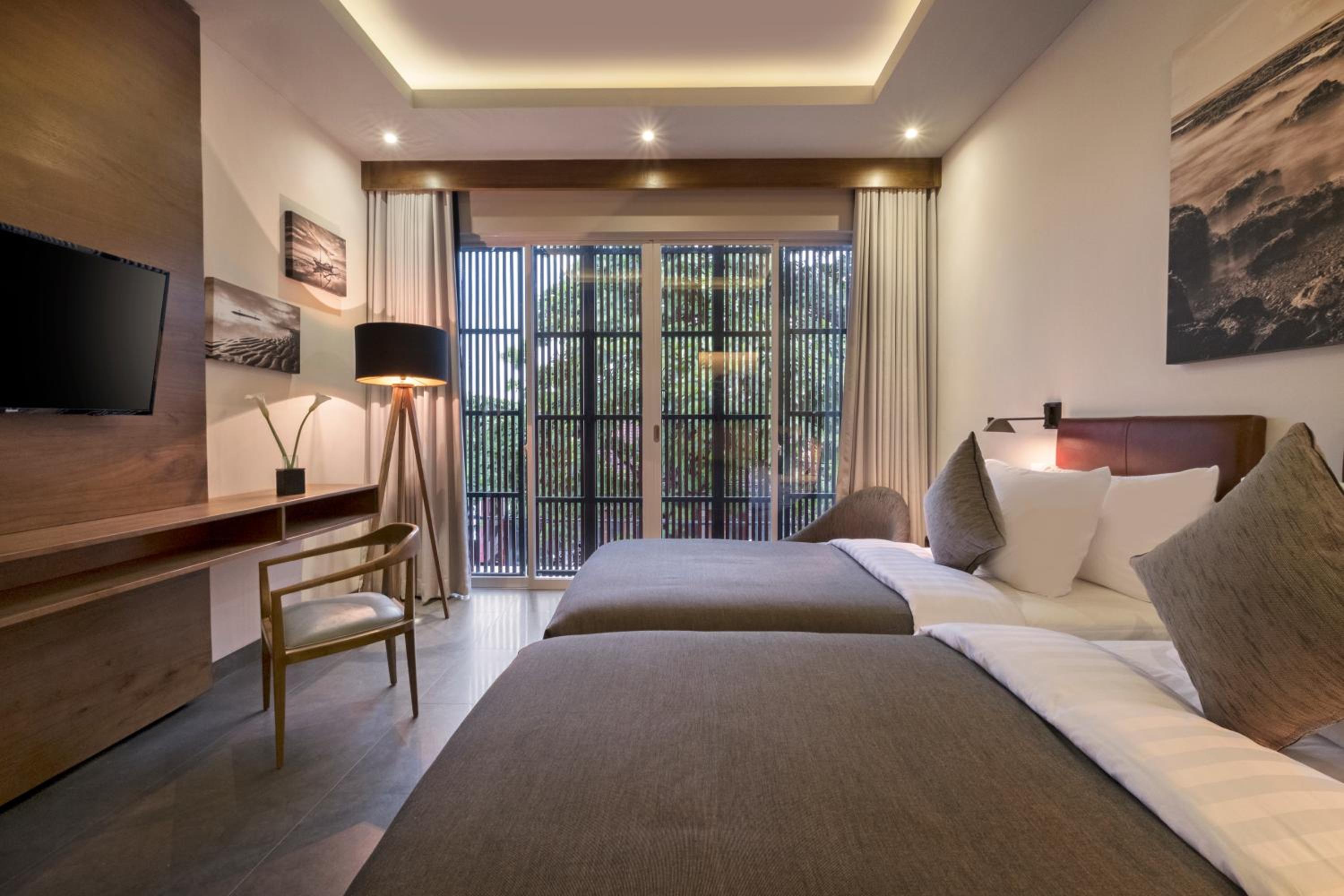Superior Double or Twin Room photo 3