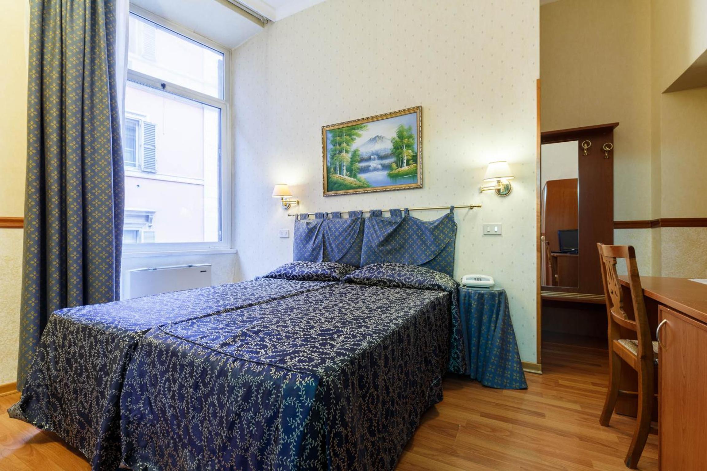 Classic Double or Twin Room photo 2
