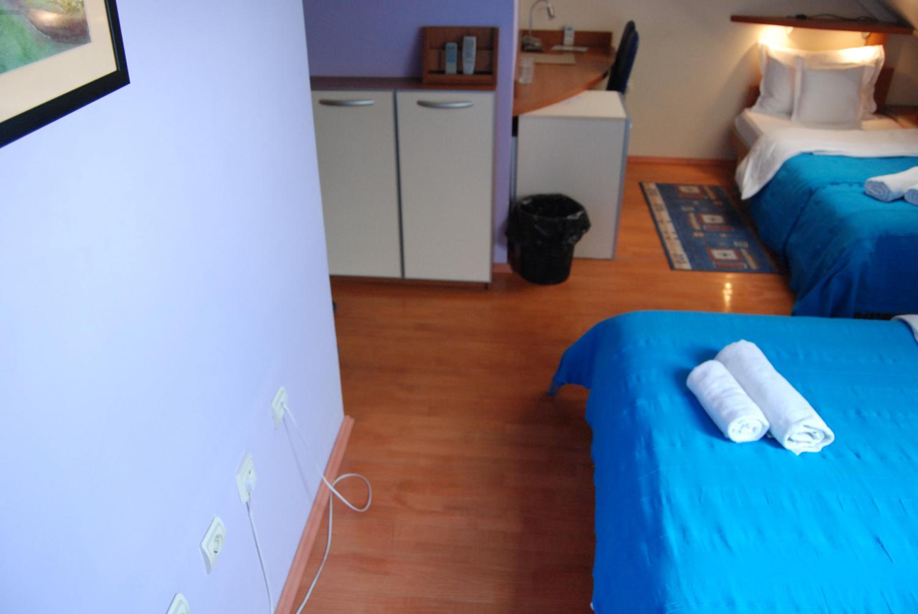 Triple Room - Photo 6