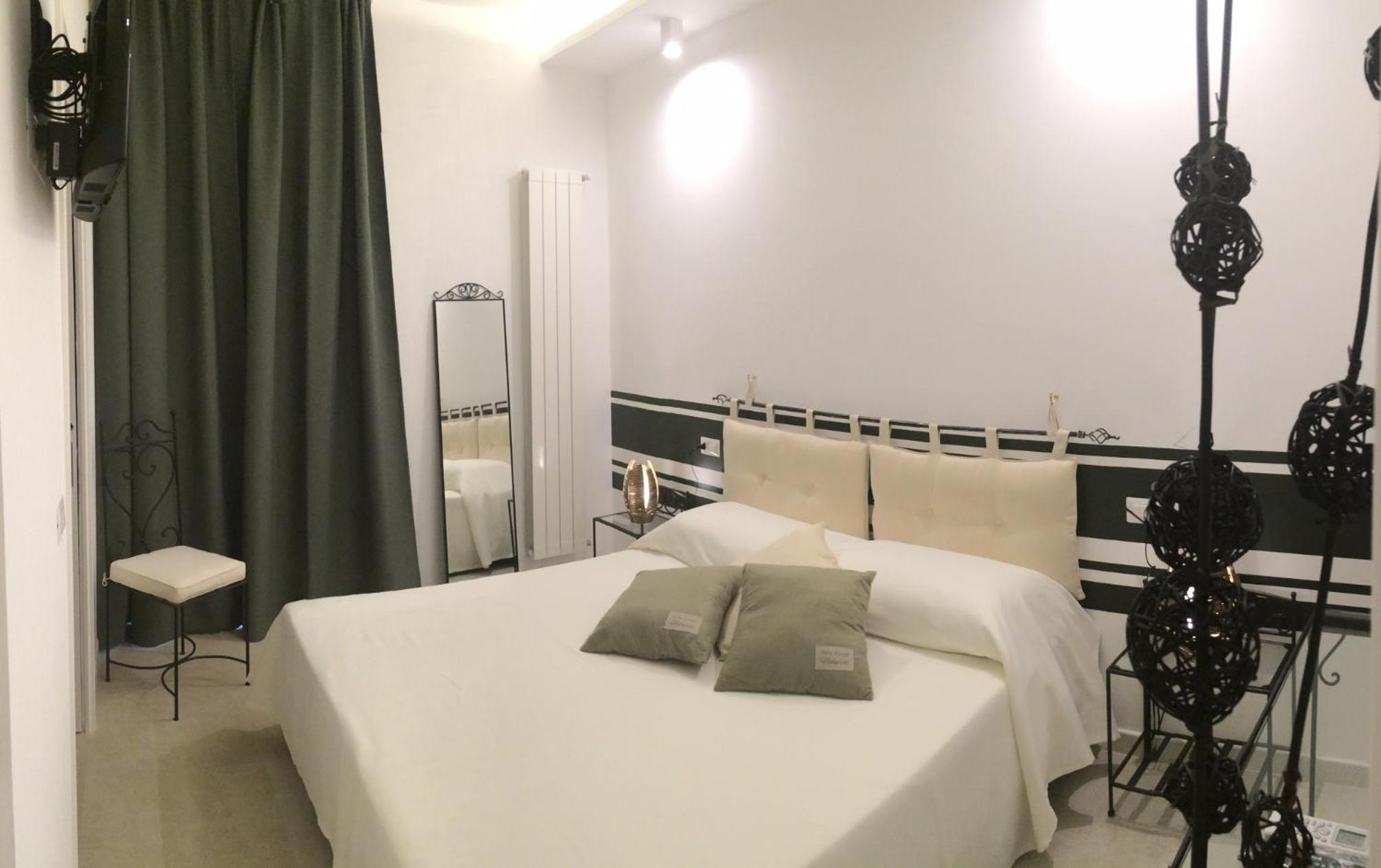 Deluxe Double or Twin Room with Balcony