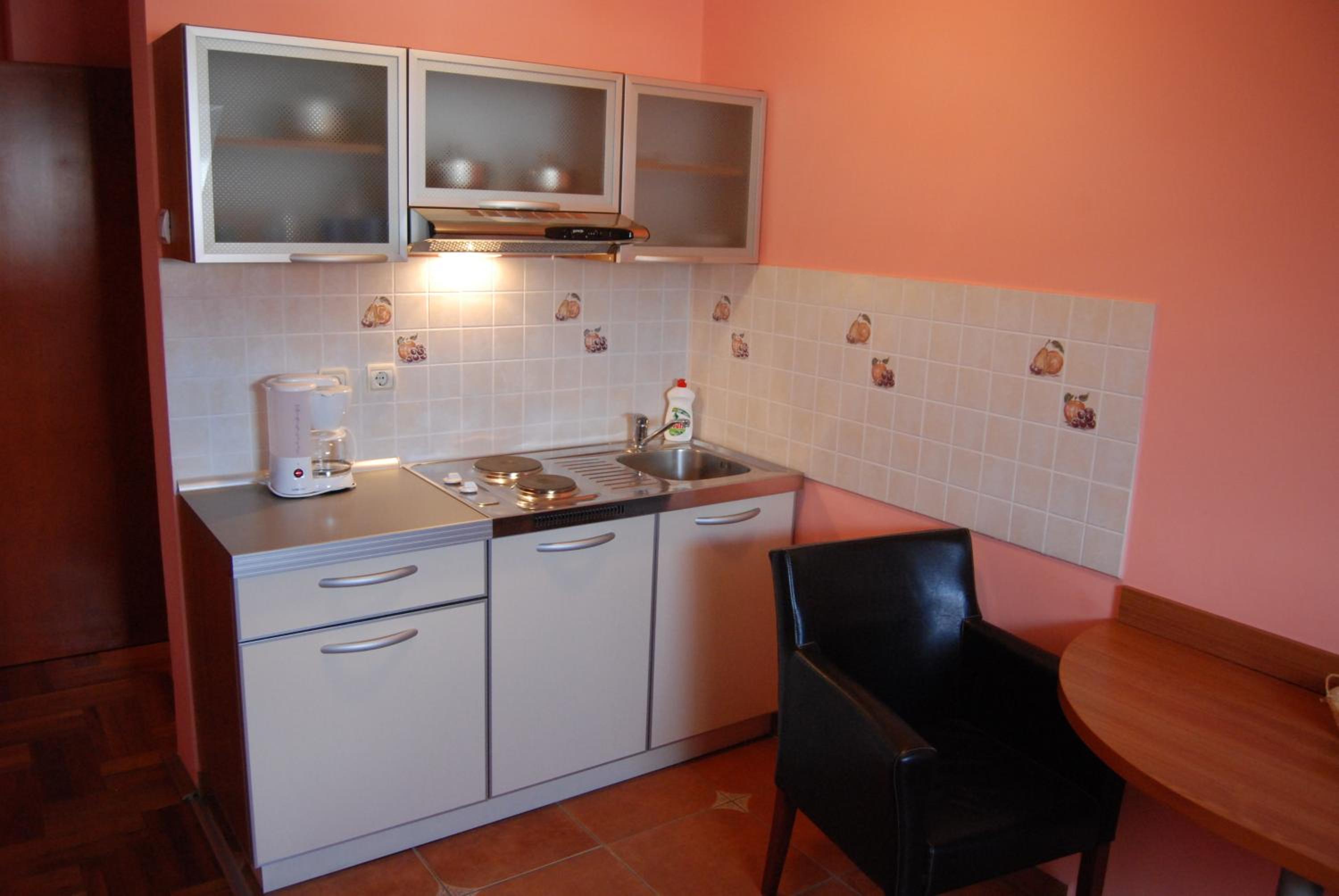 Double Room - Photo 5
