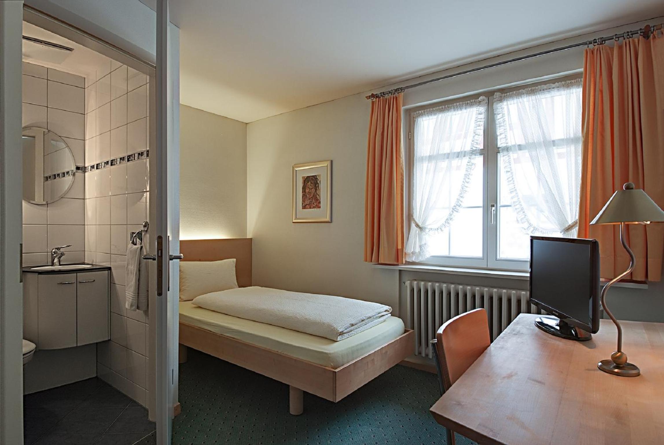 Single Room
