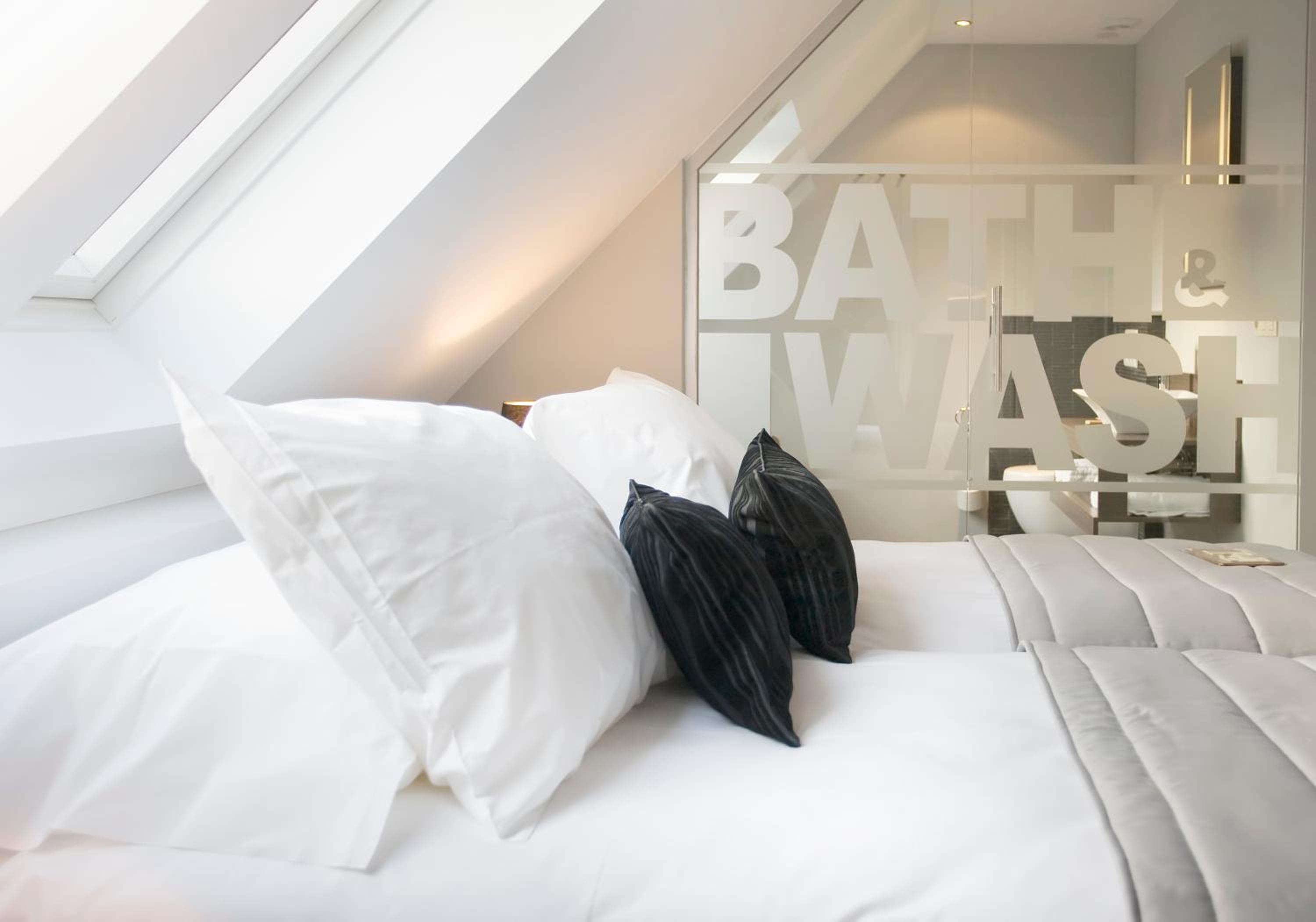 Deluxe Double Room photo 2
