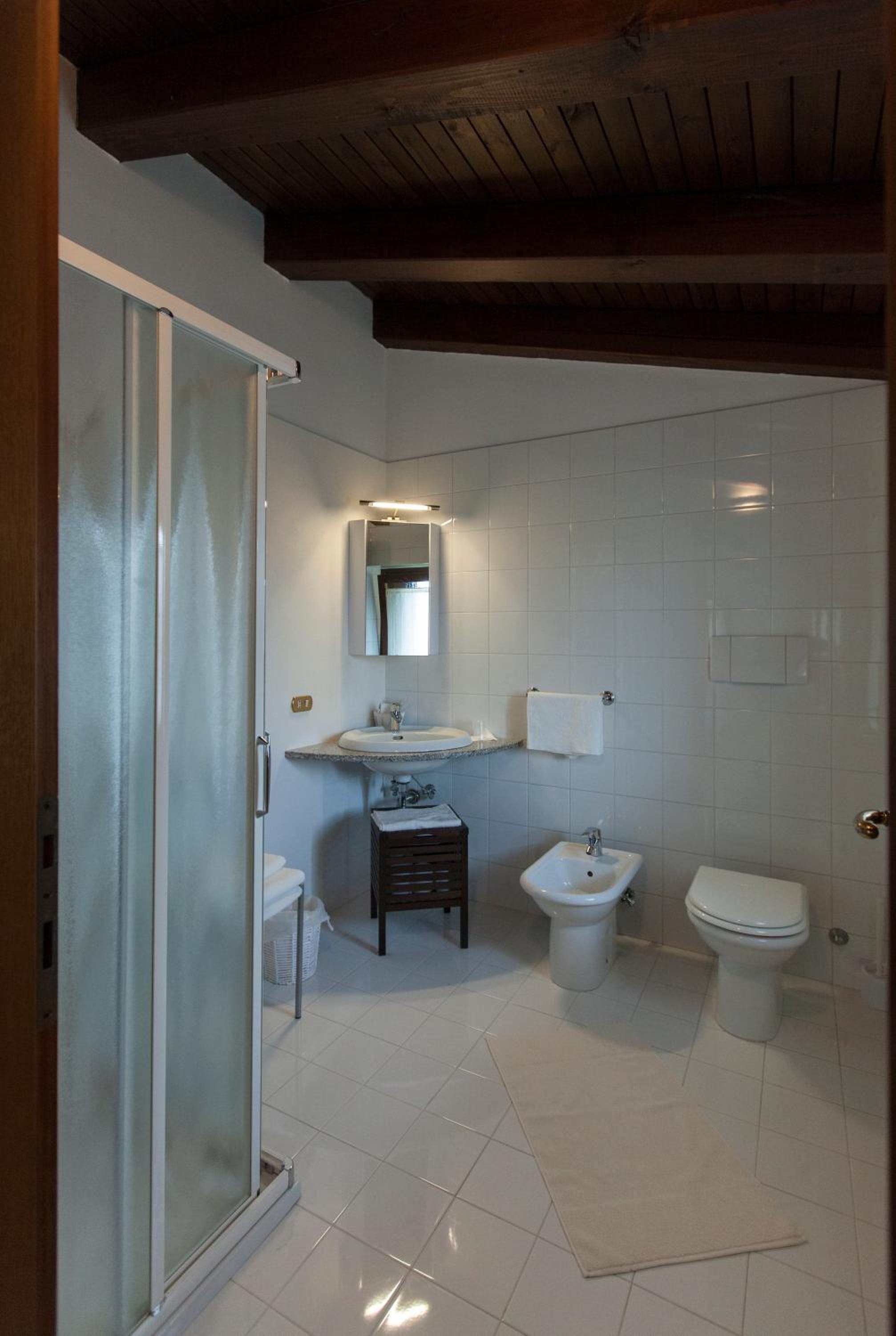 King Room with Garden View - Photo 5