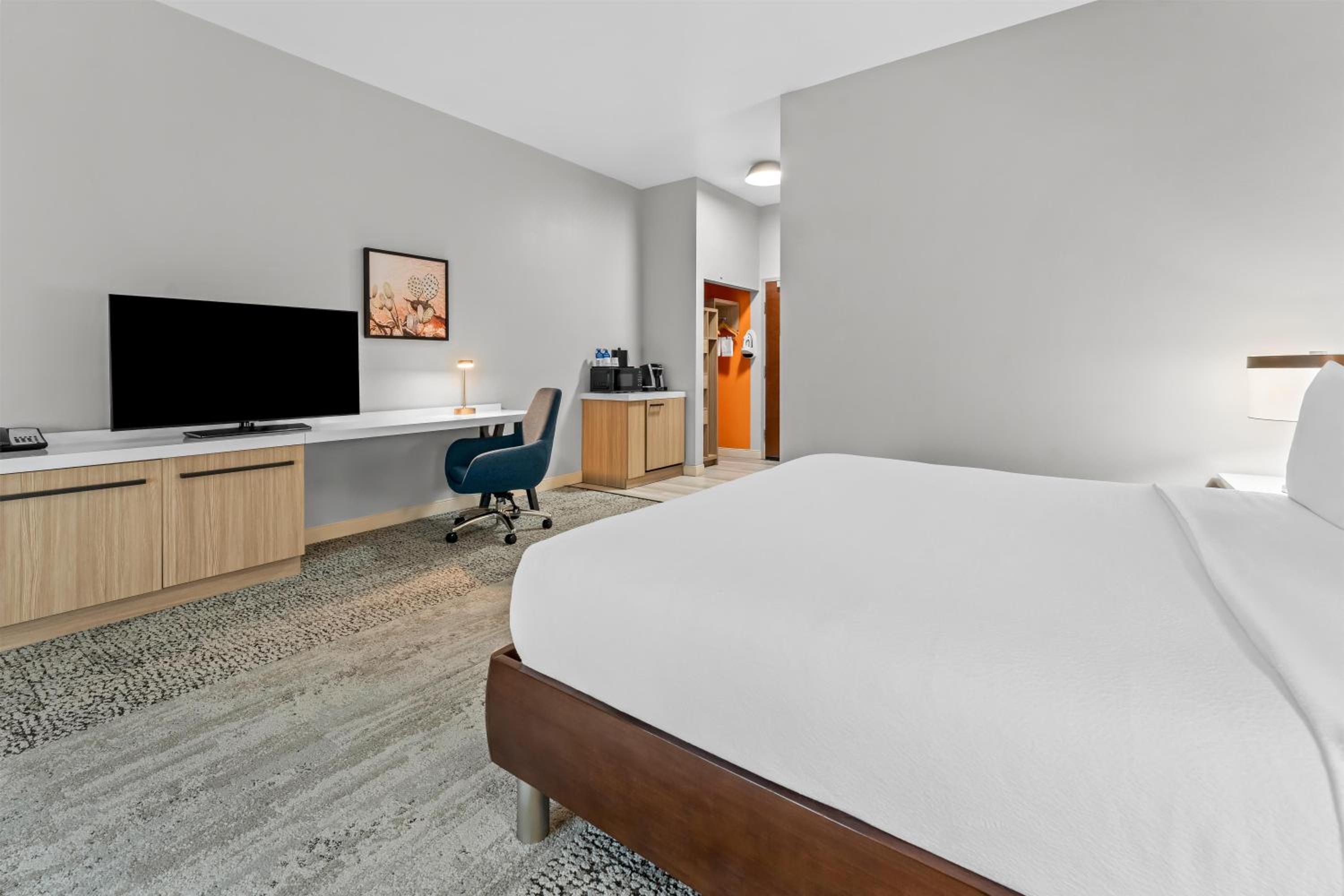 King Room - Hearing Accessible - Photo 1