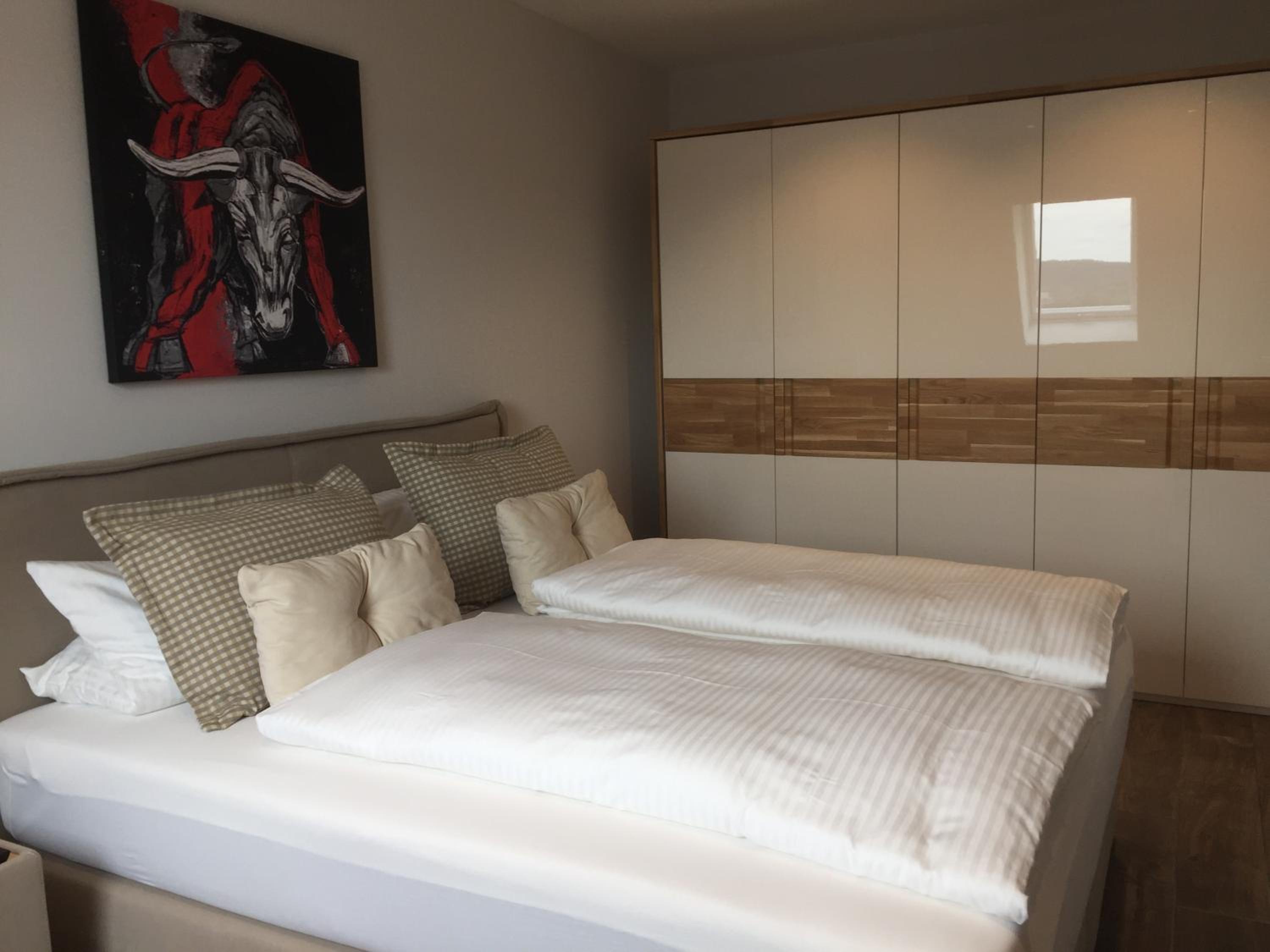 One-Bedroom Apartment - Photo 4