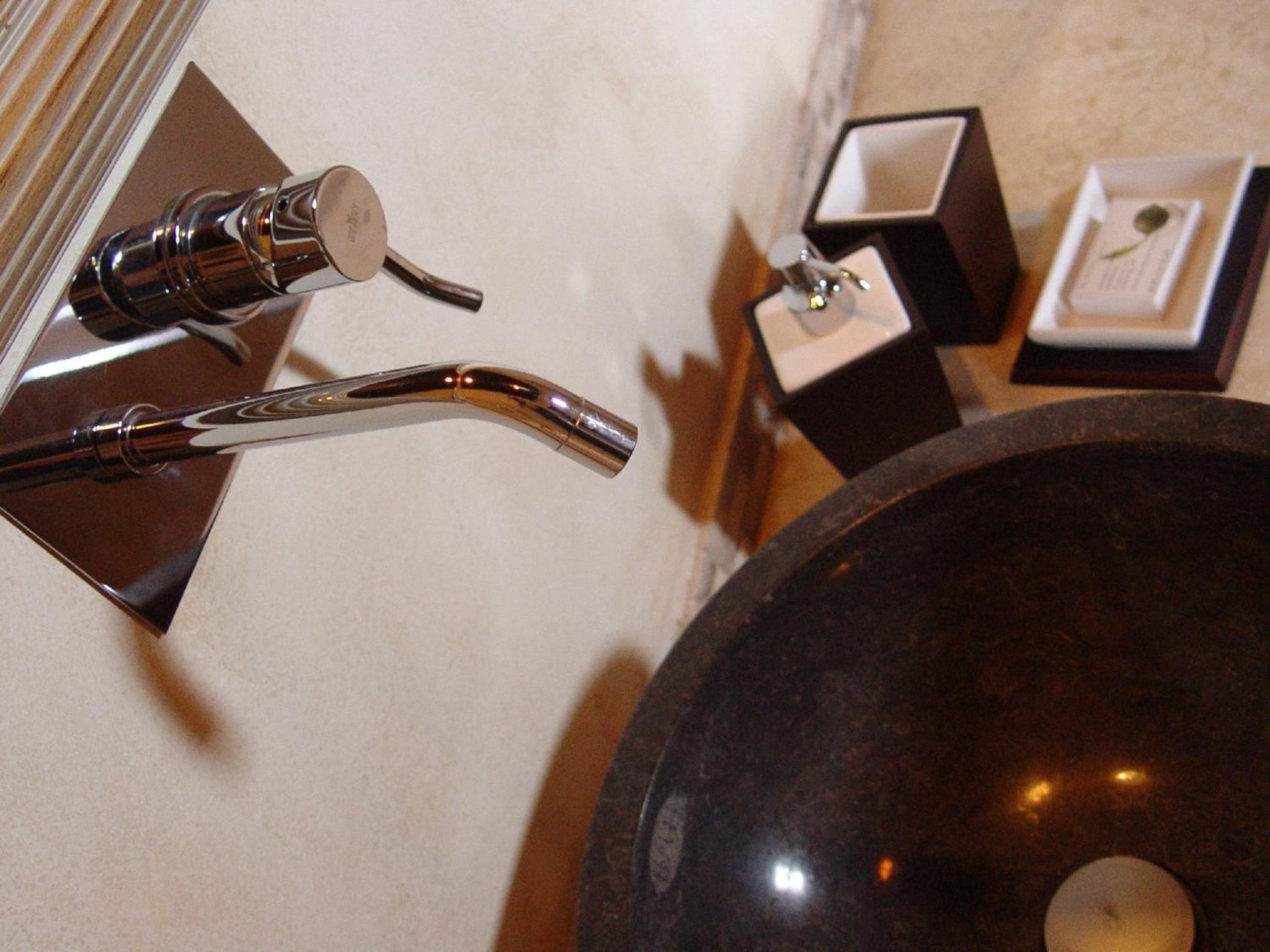 Grand Master Suite - Photo 6