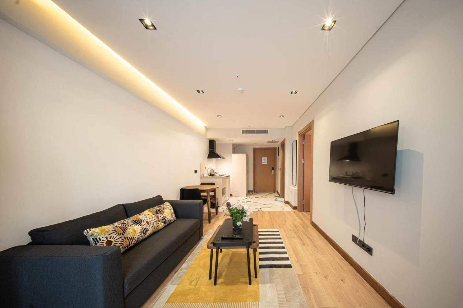 One-Bedroom Apartment