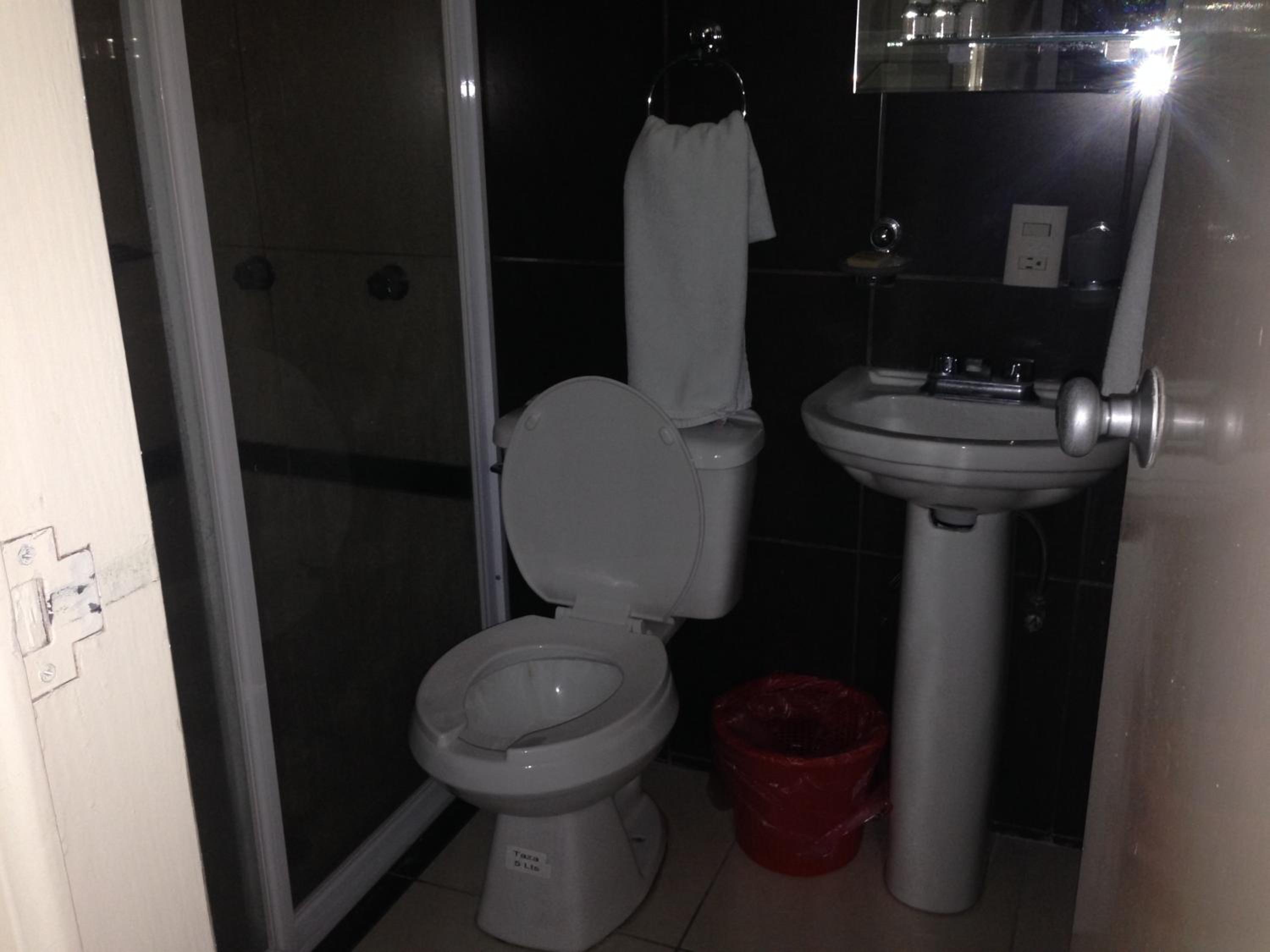 Family Room (8 Adults) photo 2