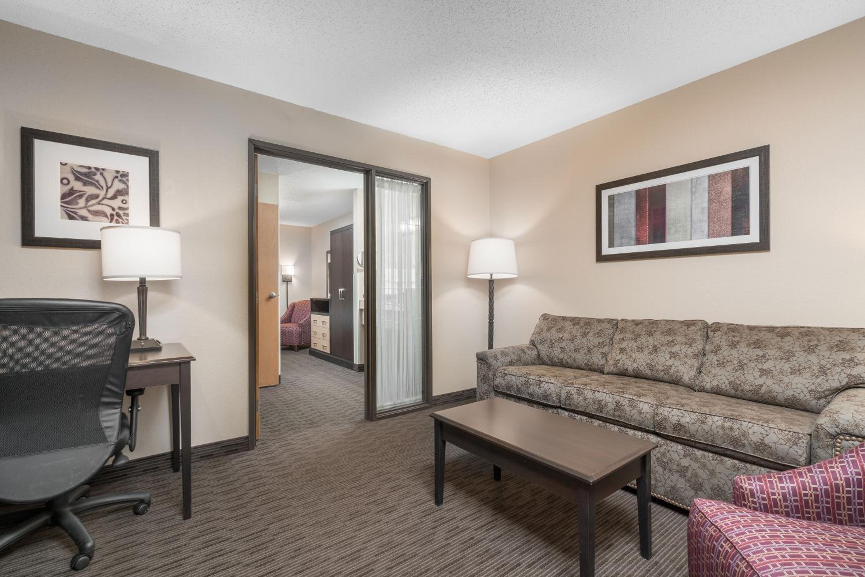 Suite photo 1