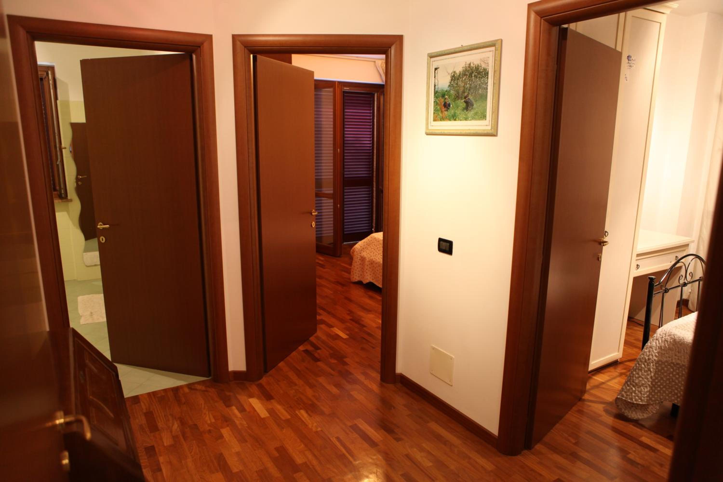 Double Room with Private Bathroom photo 3