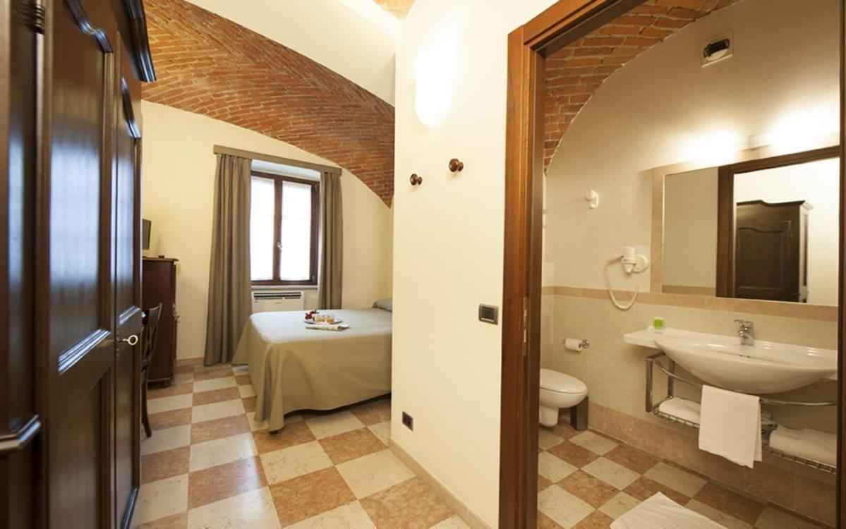 Standard Double Room - Annex - Photo 4