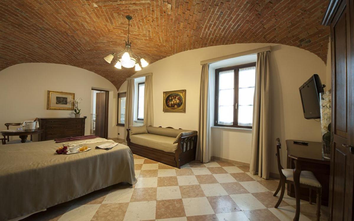 Large Double Room - Annex - Photo 3
