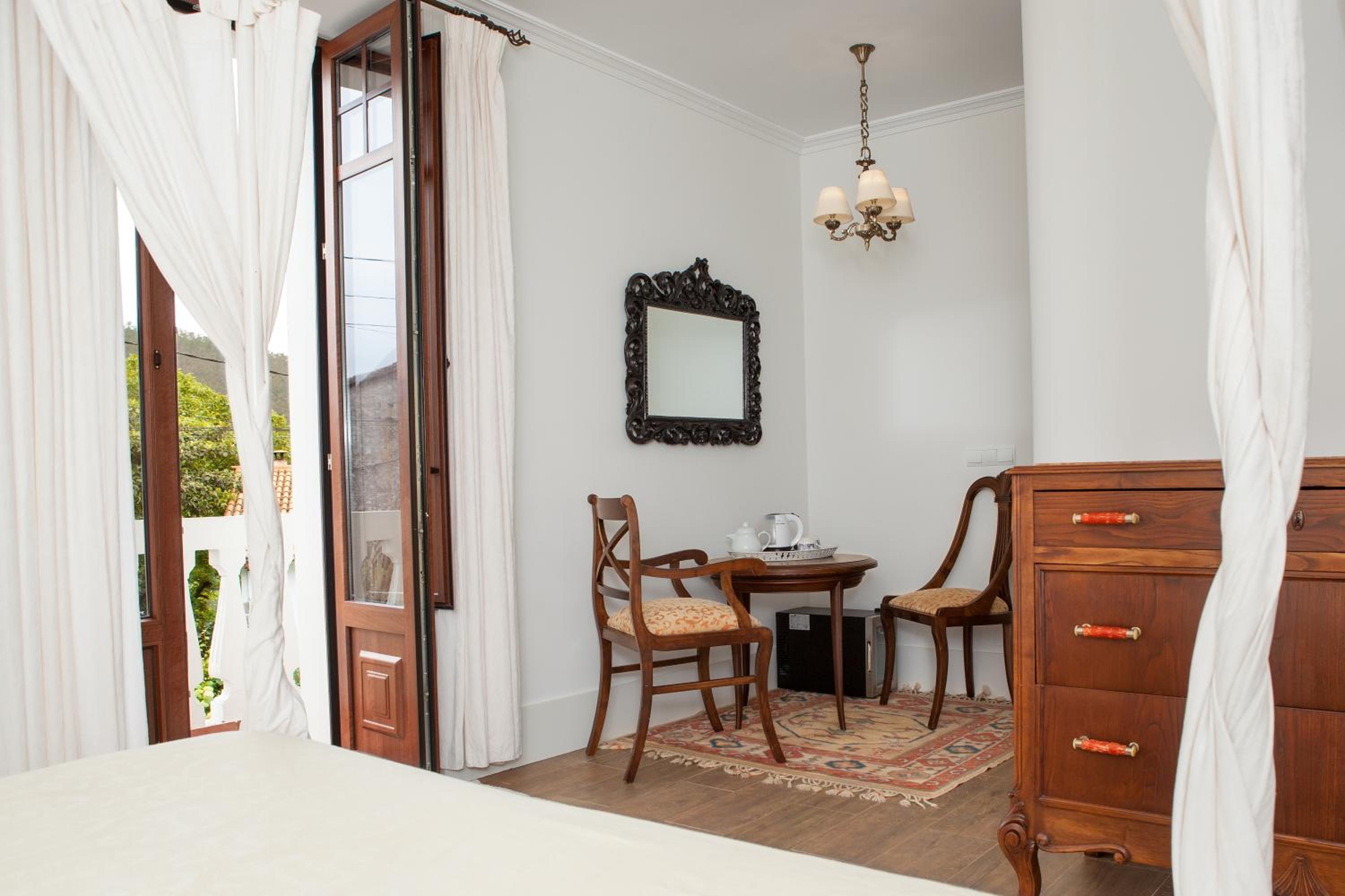 Superior Double or Twin Room - Photo 6