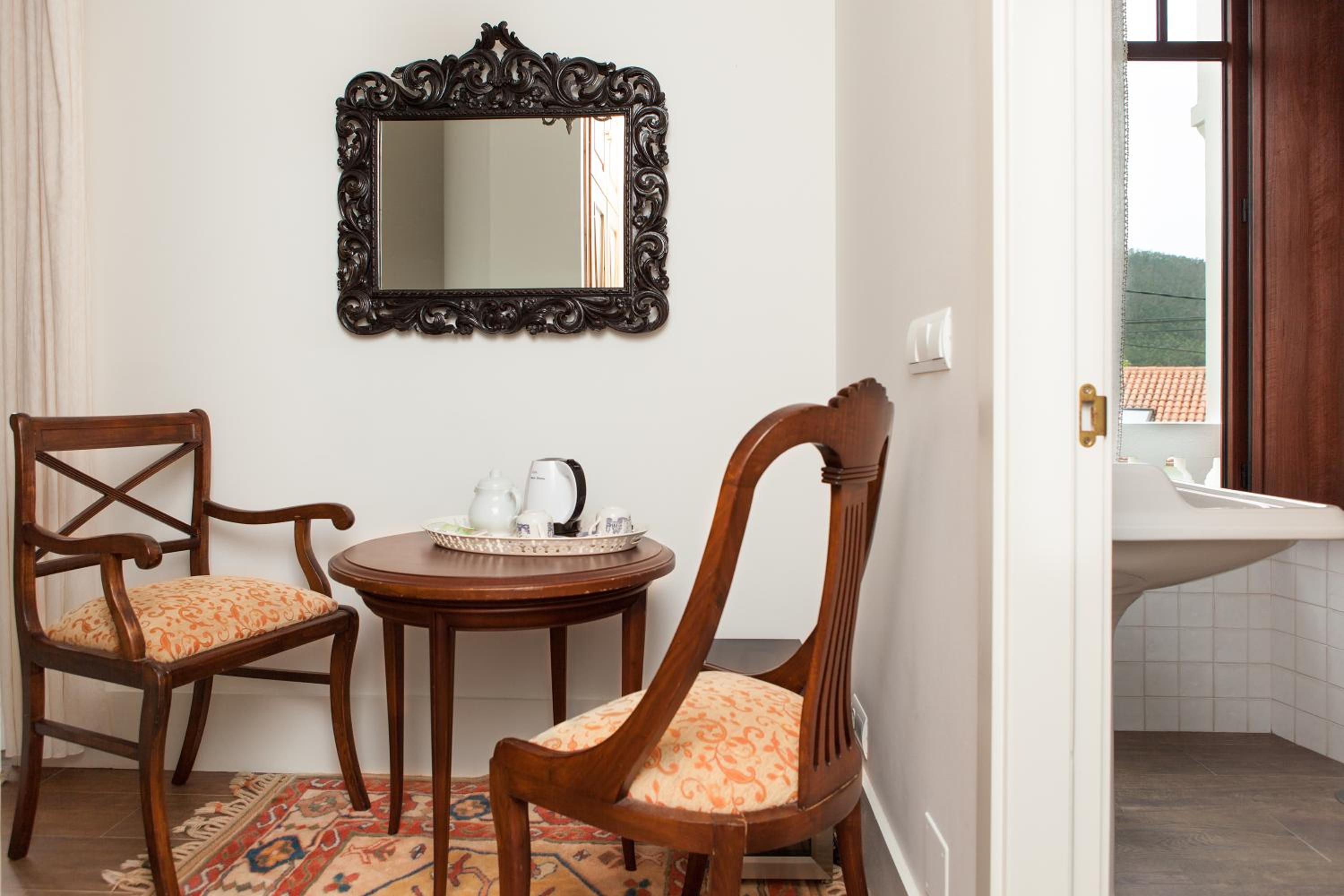 Superior Double or Twin Room - Photo 5