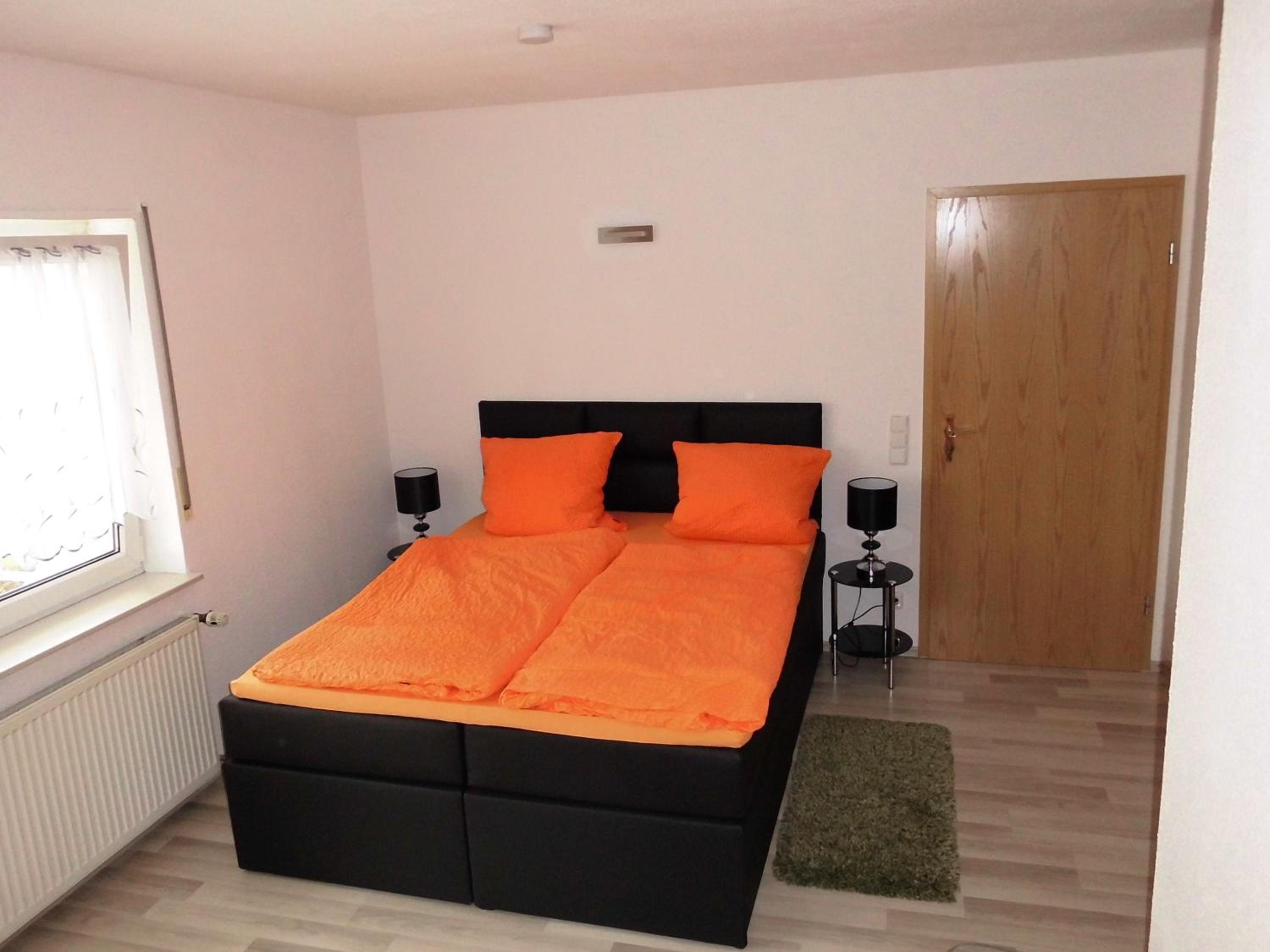 Apartment with Balcony - Photo 32