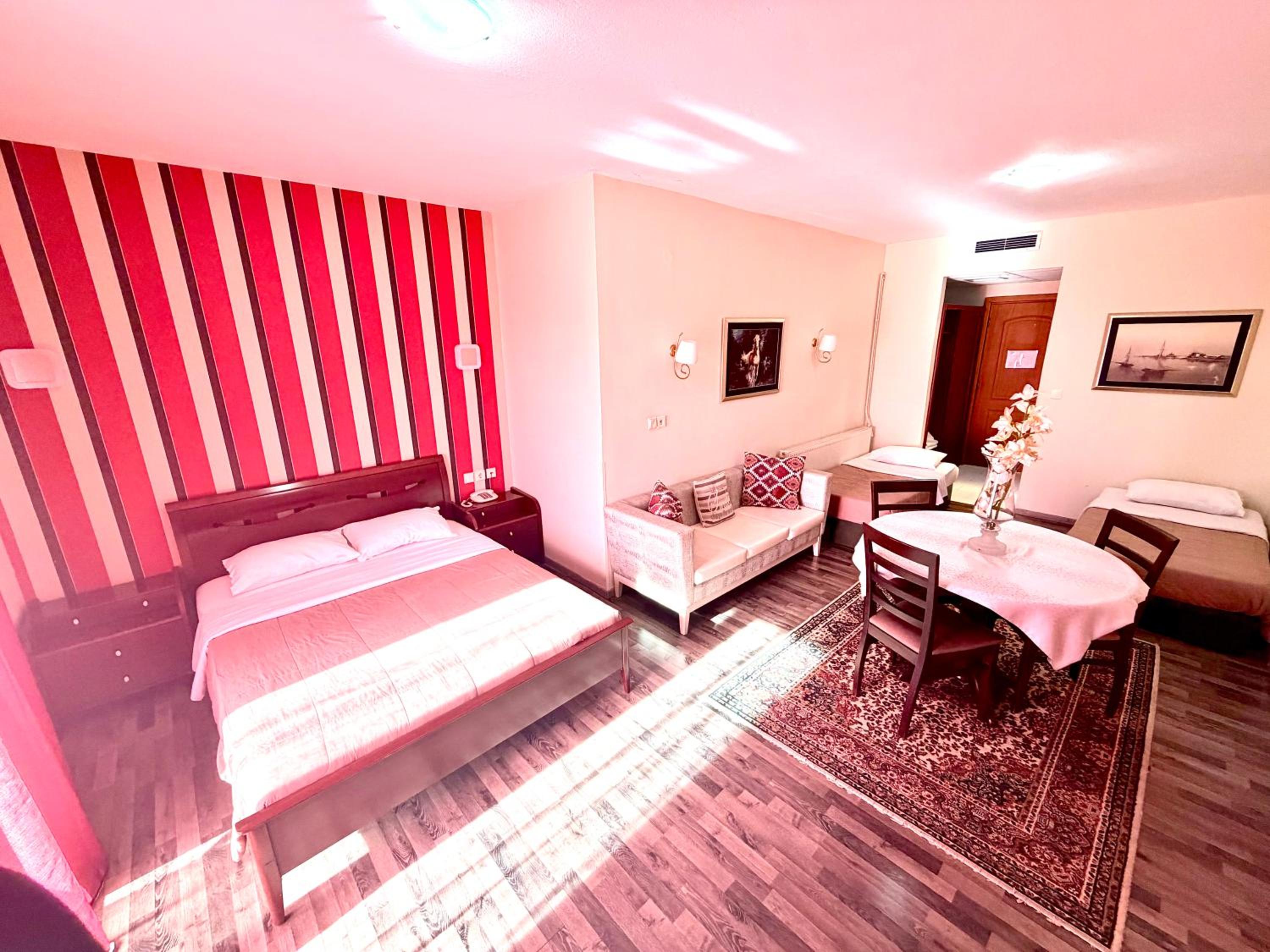 Standard Quadruple Room - Photo 2