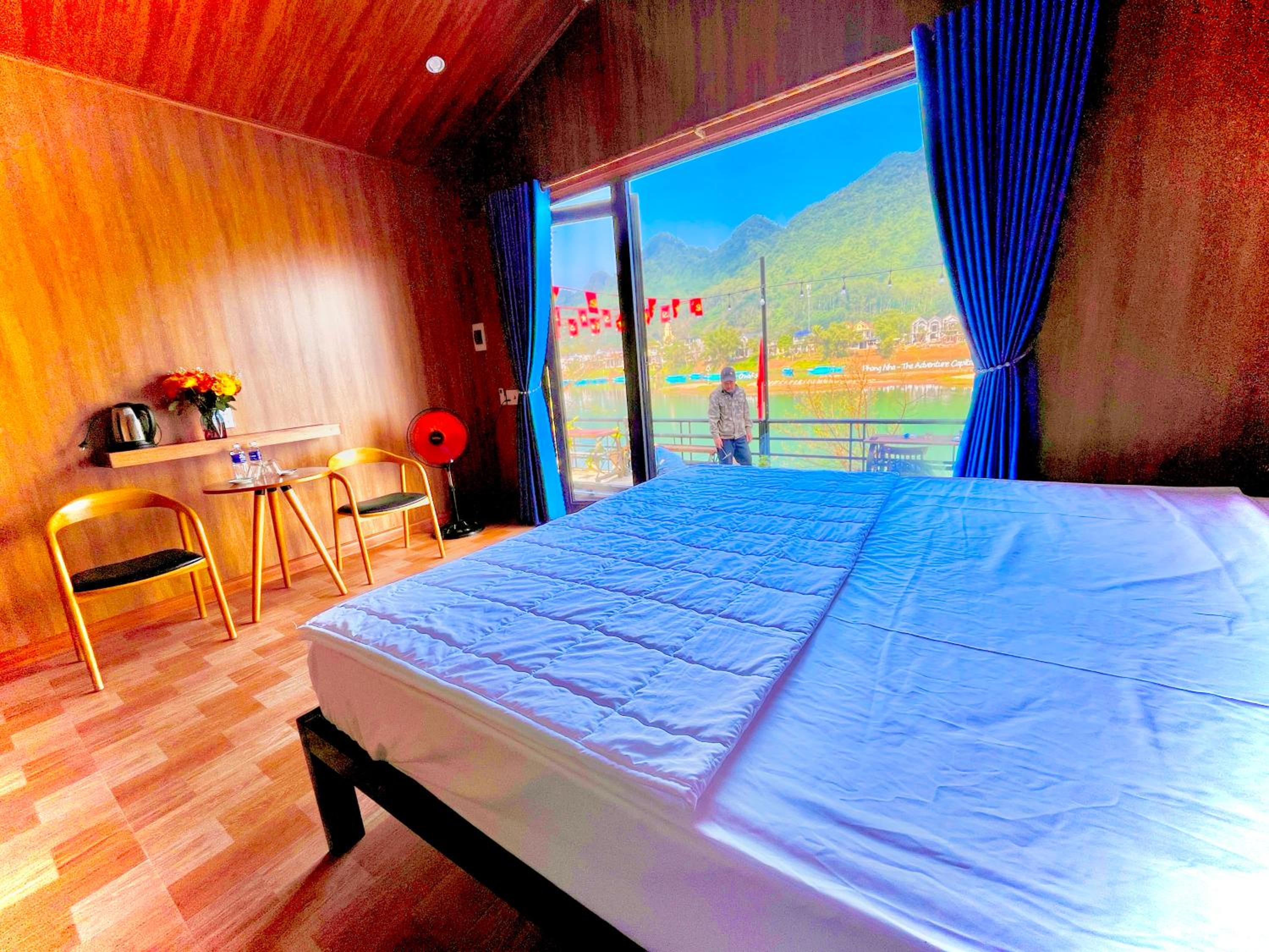 Queen Room with Sea View photo 3