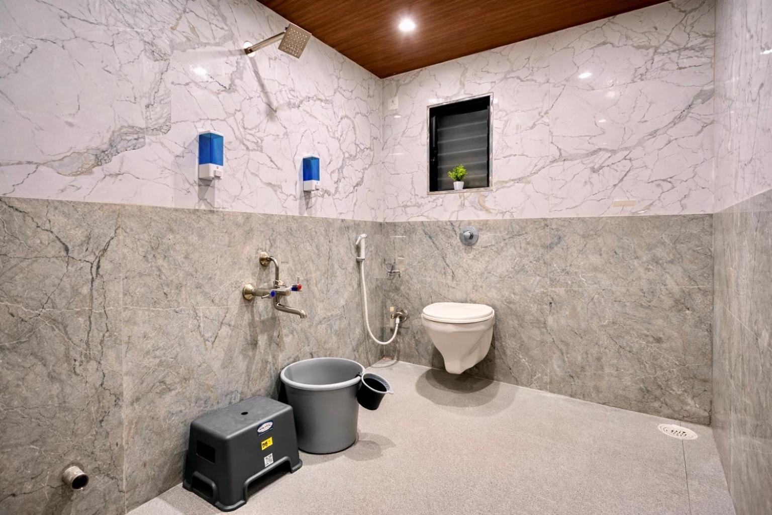 Two-Bedroom Superior Apartment photo 3