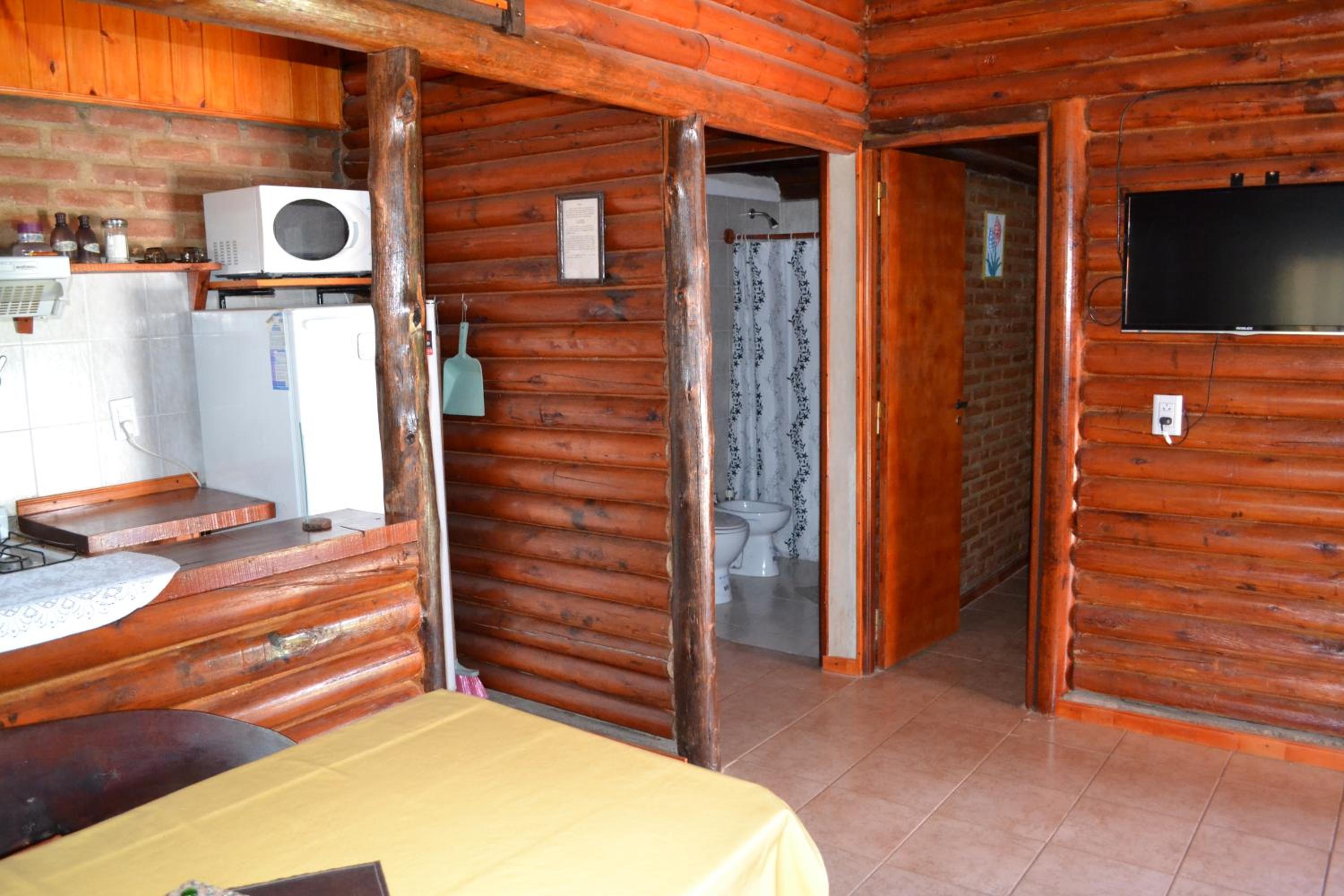 Bungalow (4 Adults) photo 2