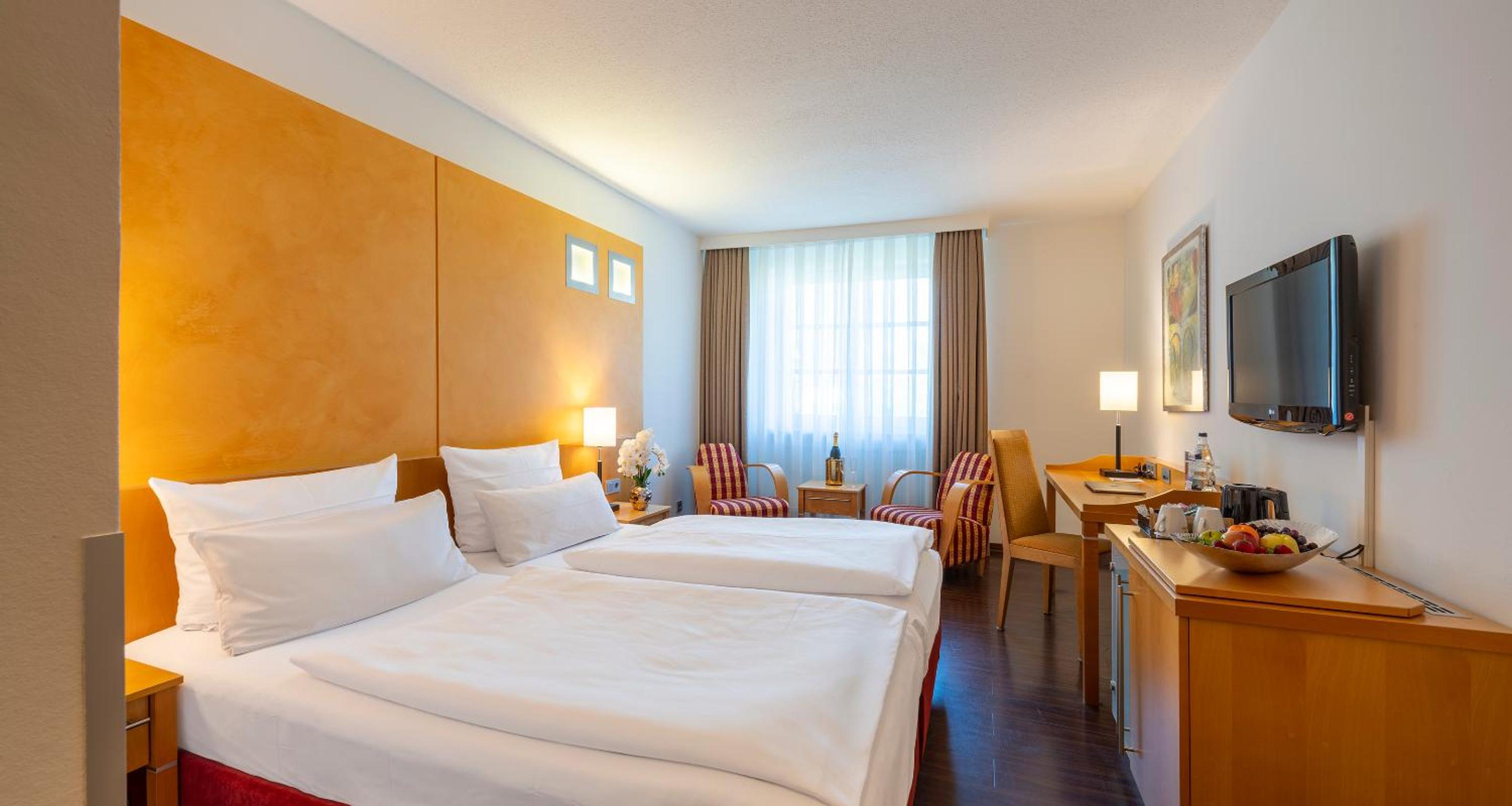 Standard Double Room - Photo 6