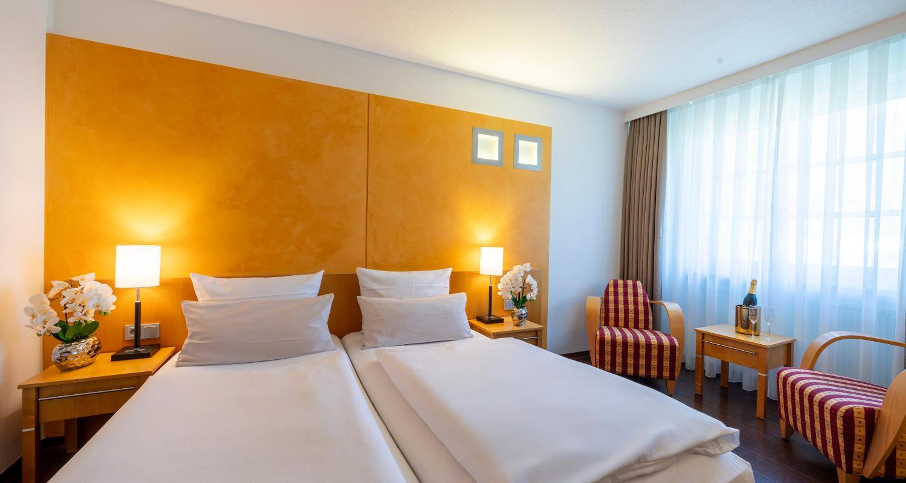 Standard Double Room - Photo 7