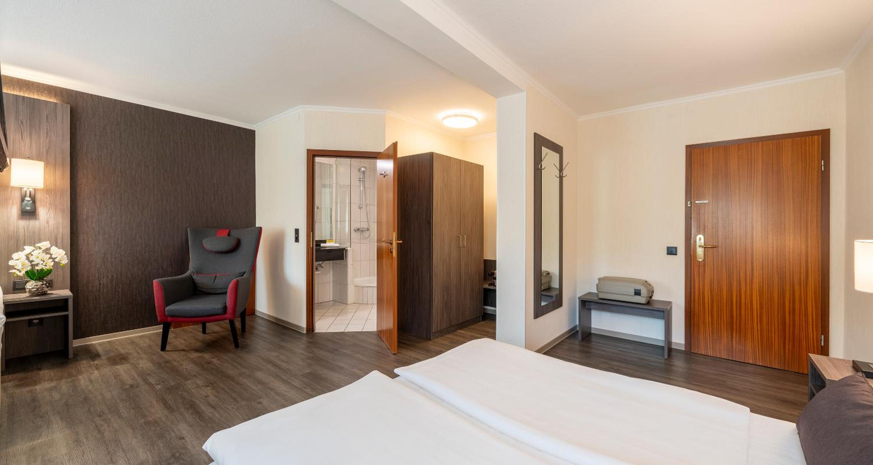 Quadruple Room - Photo 4