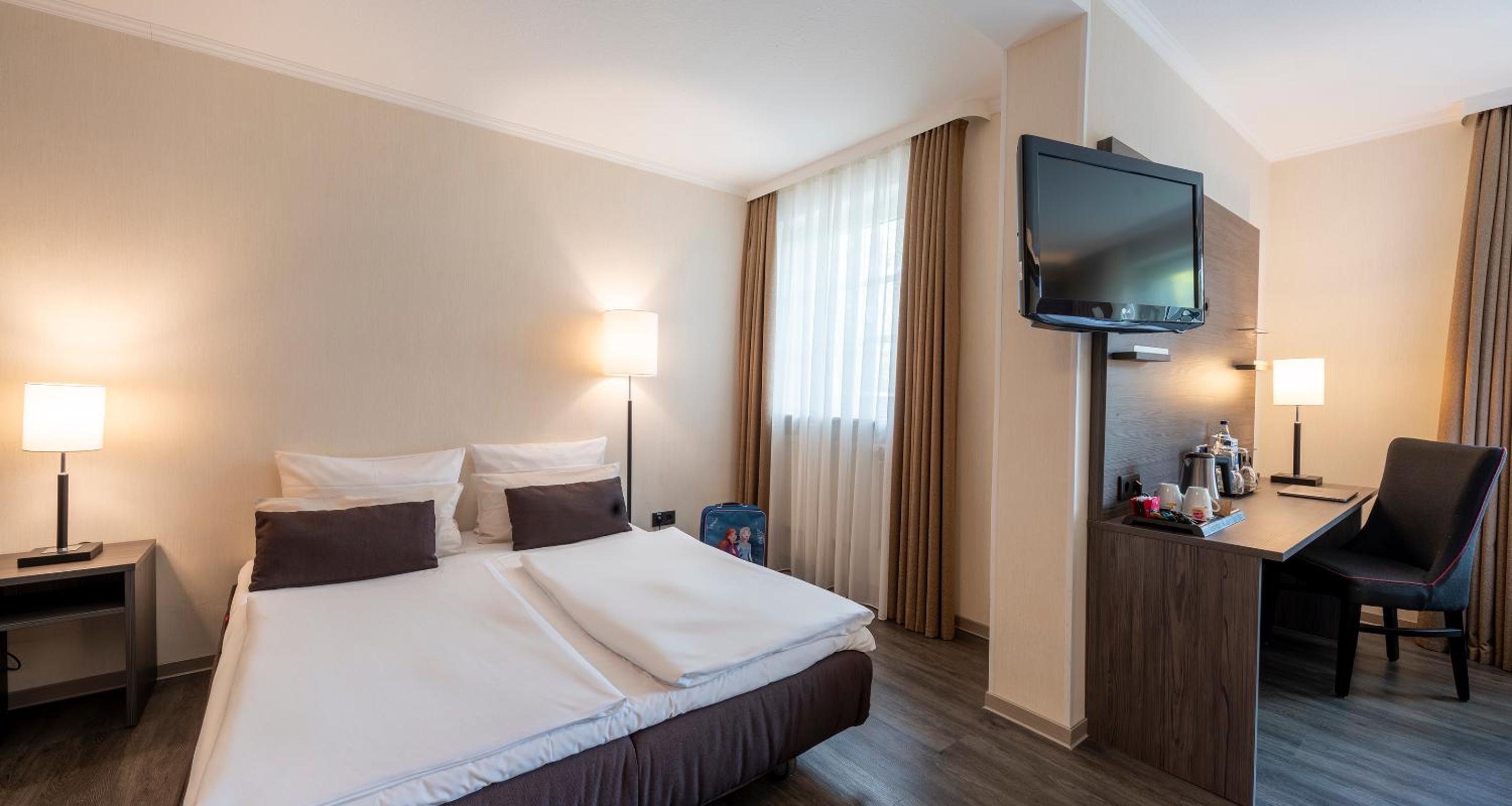 Quadruple Room - Photo 2