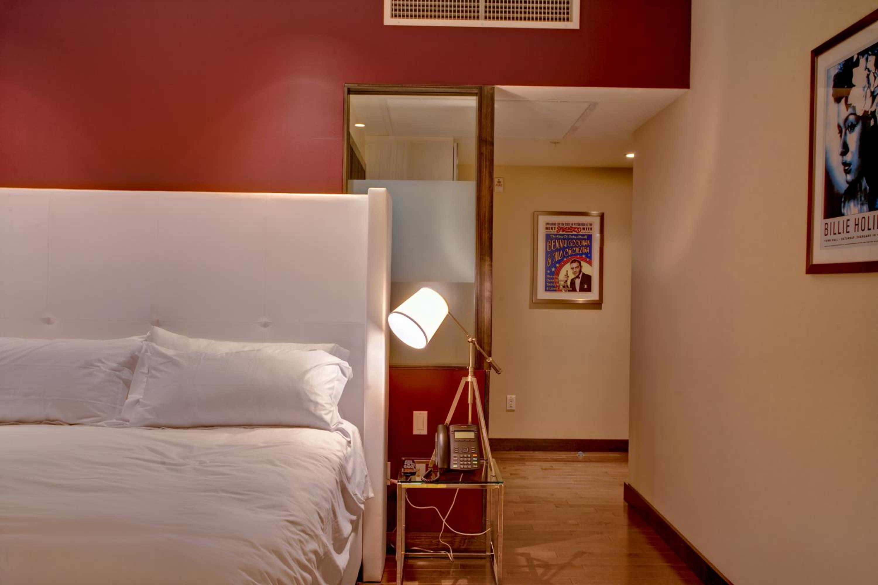Prime King Room