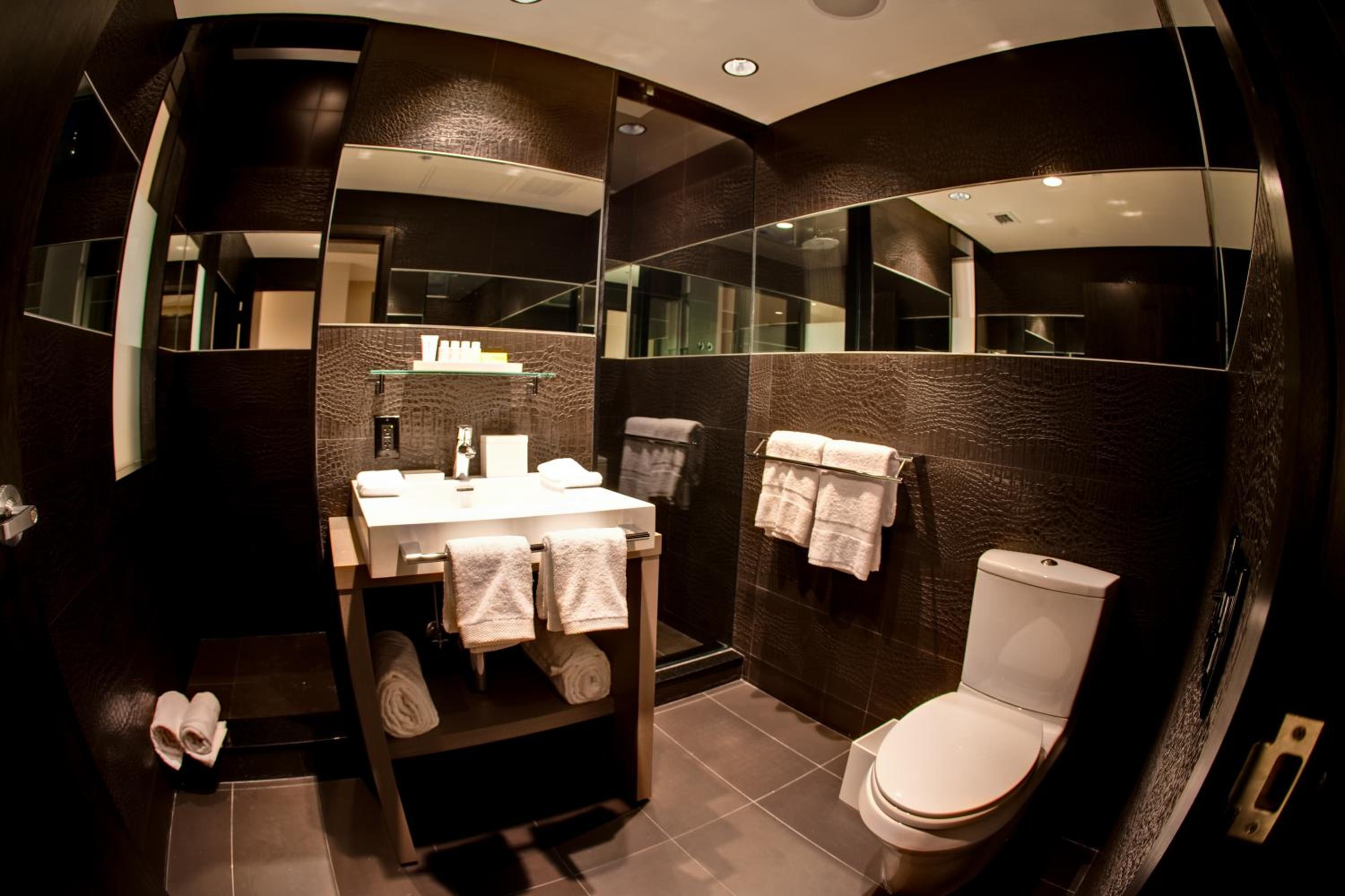 Prime King Room