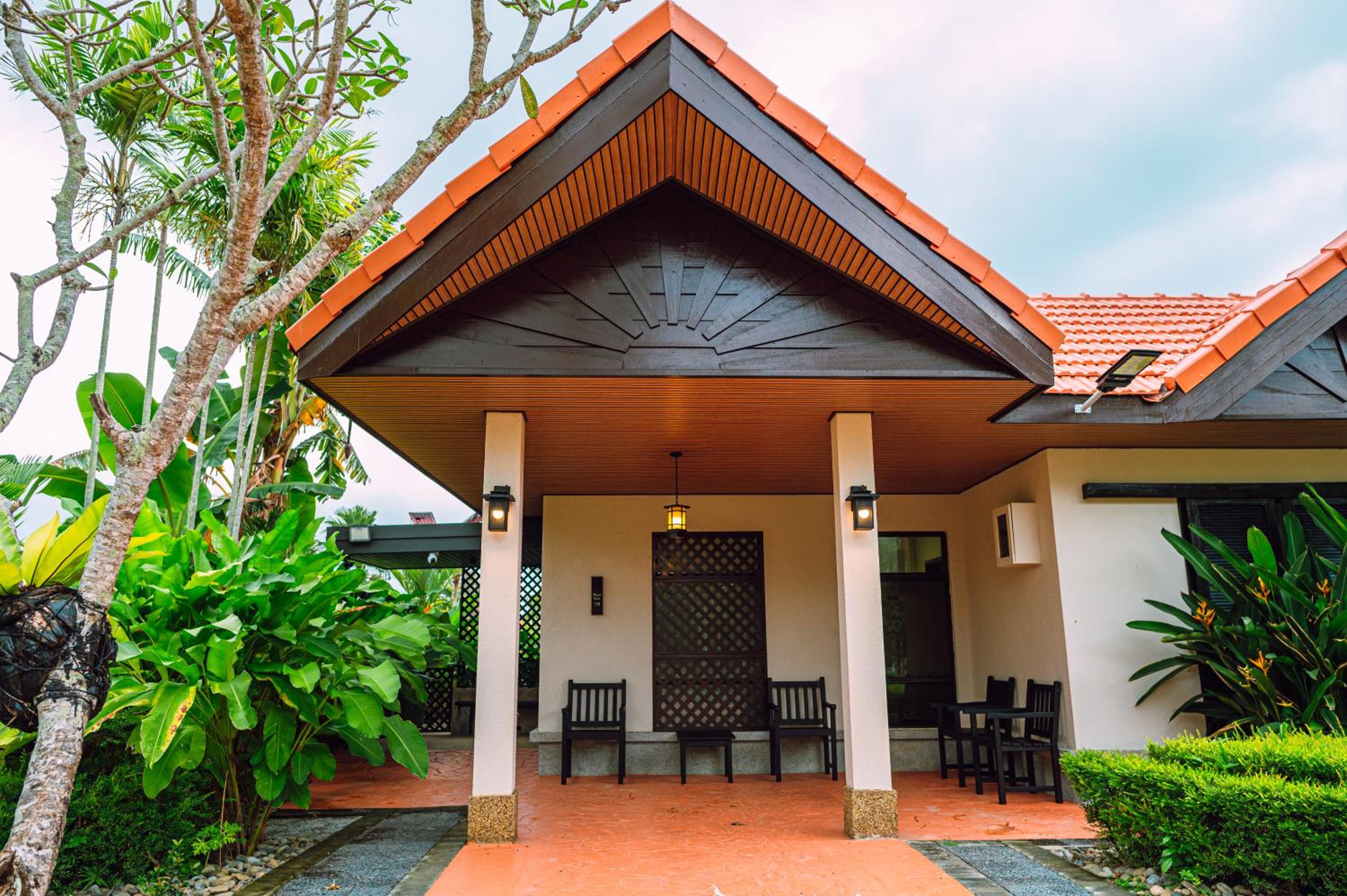 Villa with Sea View - Photo 1