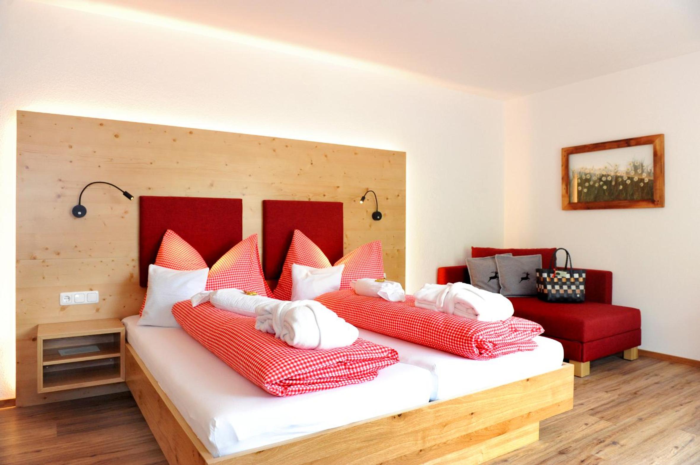 Deluxe Double Room with Extra Bed