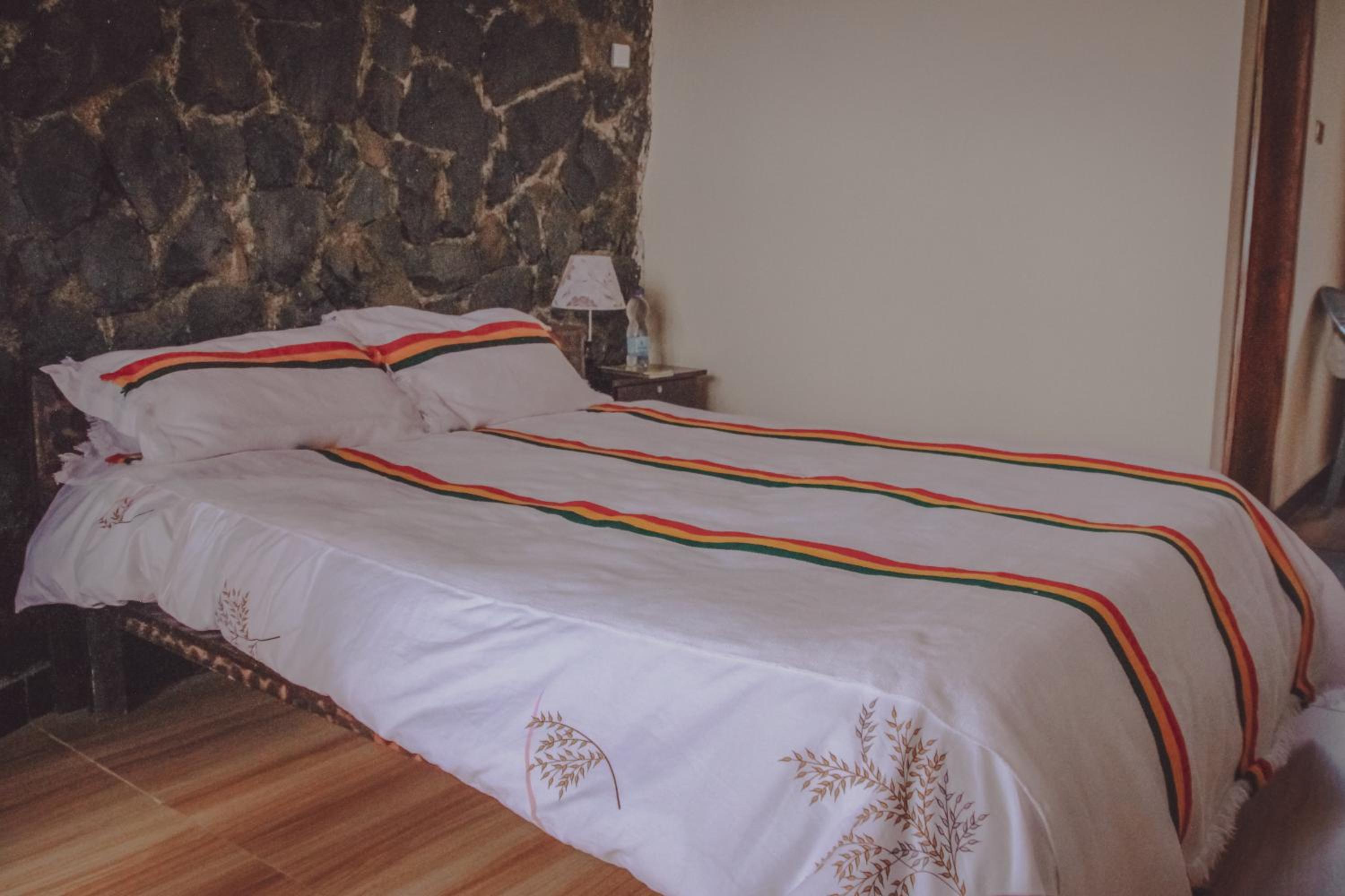 Single Room with Mountain View photo 1