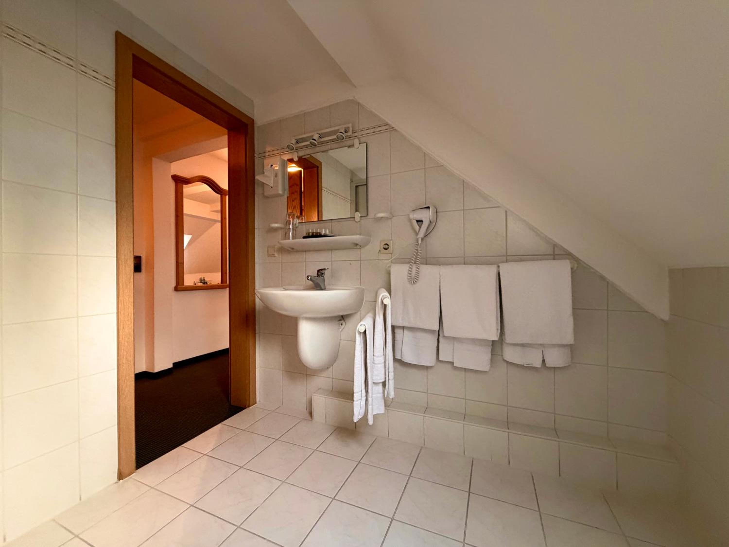Comfort Triple Room