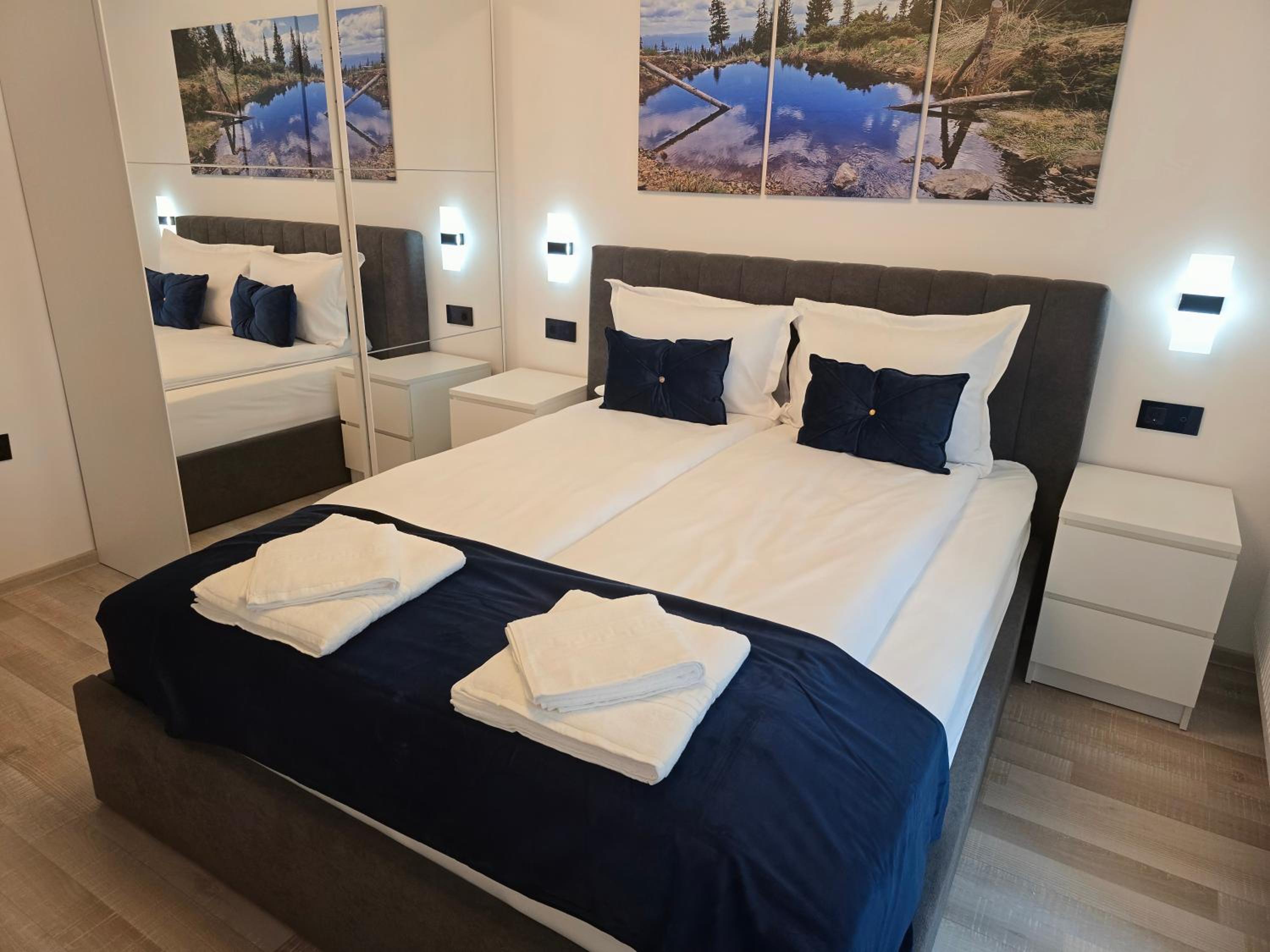 Two-Bedroom Apartment with Resort View photo 1