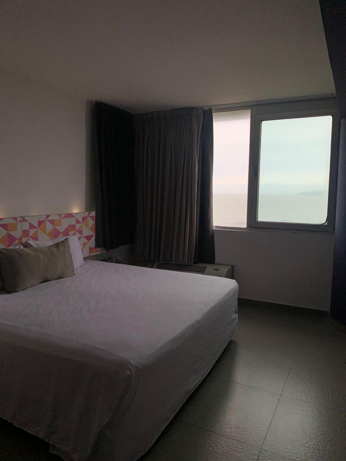 Queen Room with Sea View